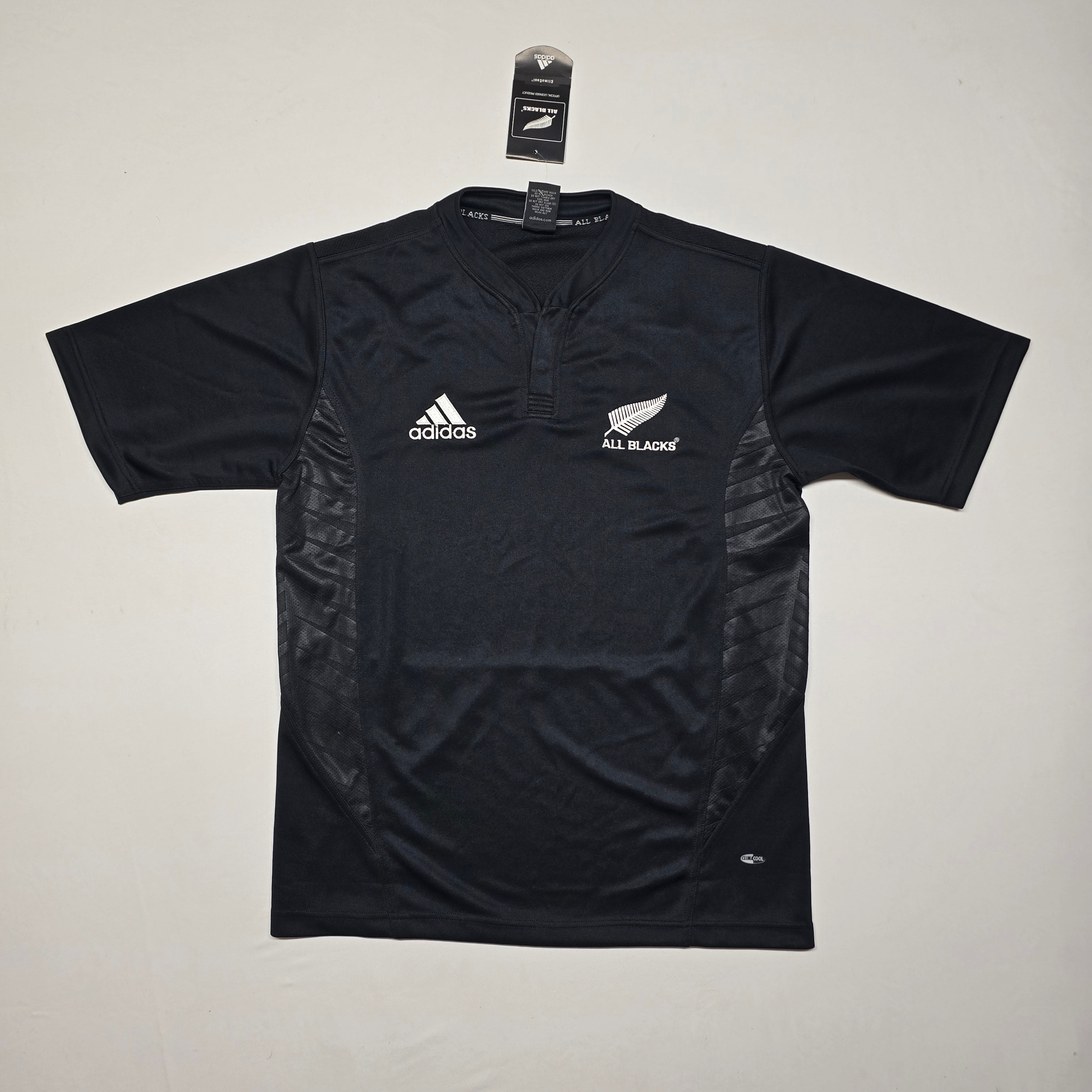 All Blacks 2007/08 Home Jersey (BNWTs) - Medium