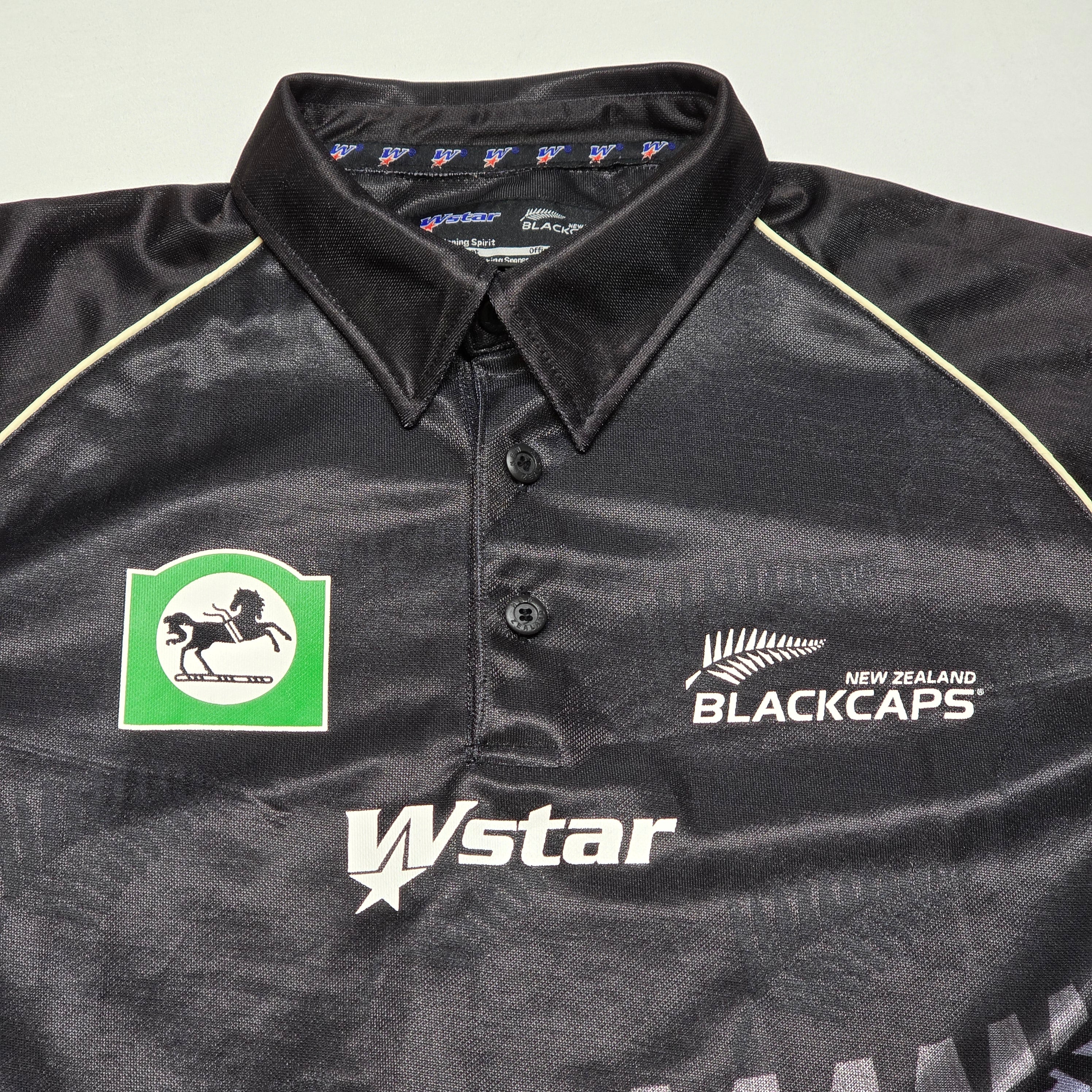Blackcaps Mid 2000's Shirt - Large