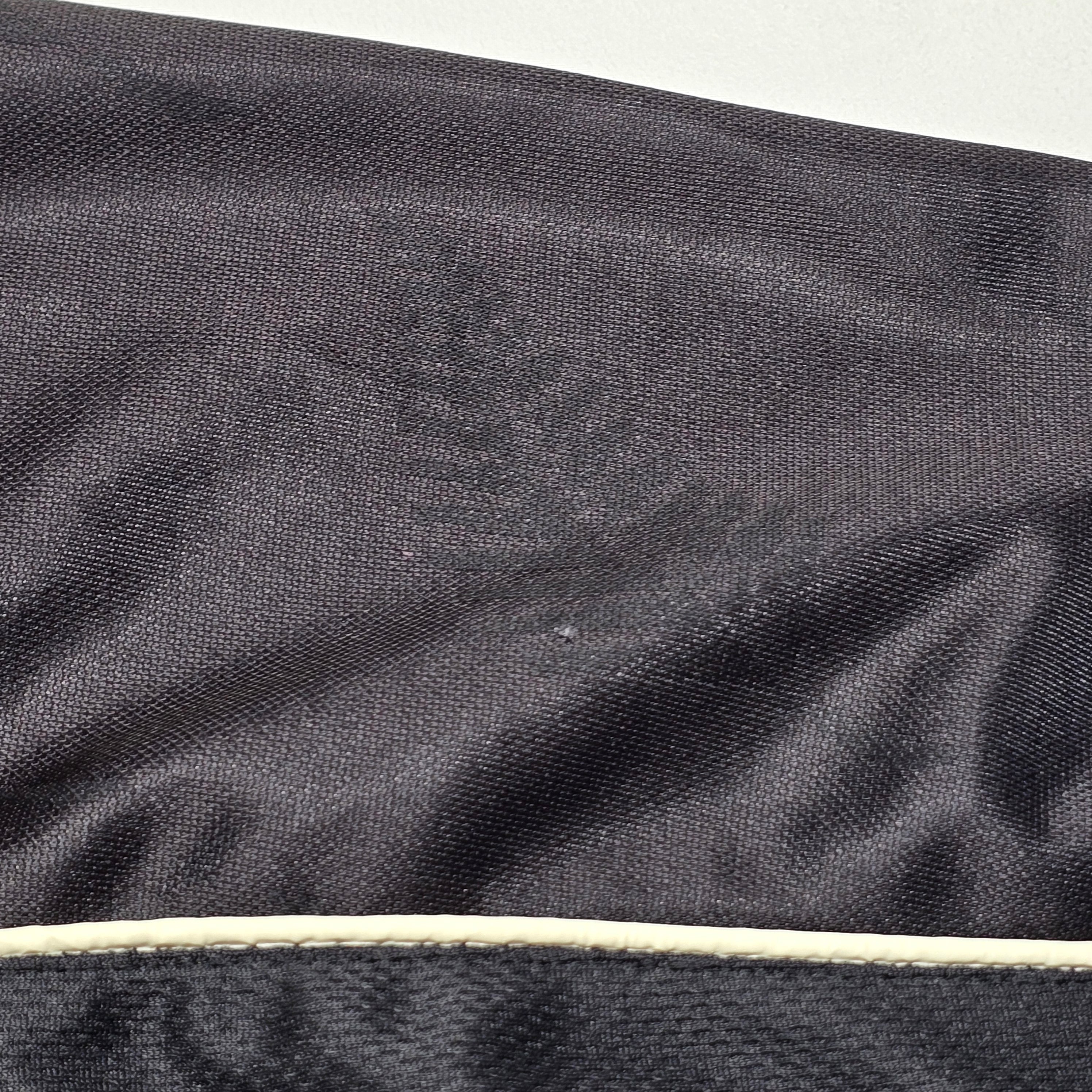 Blackcaps Mid 2000's Shirt - Large