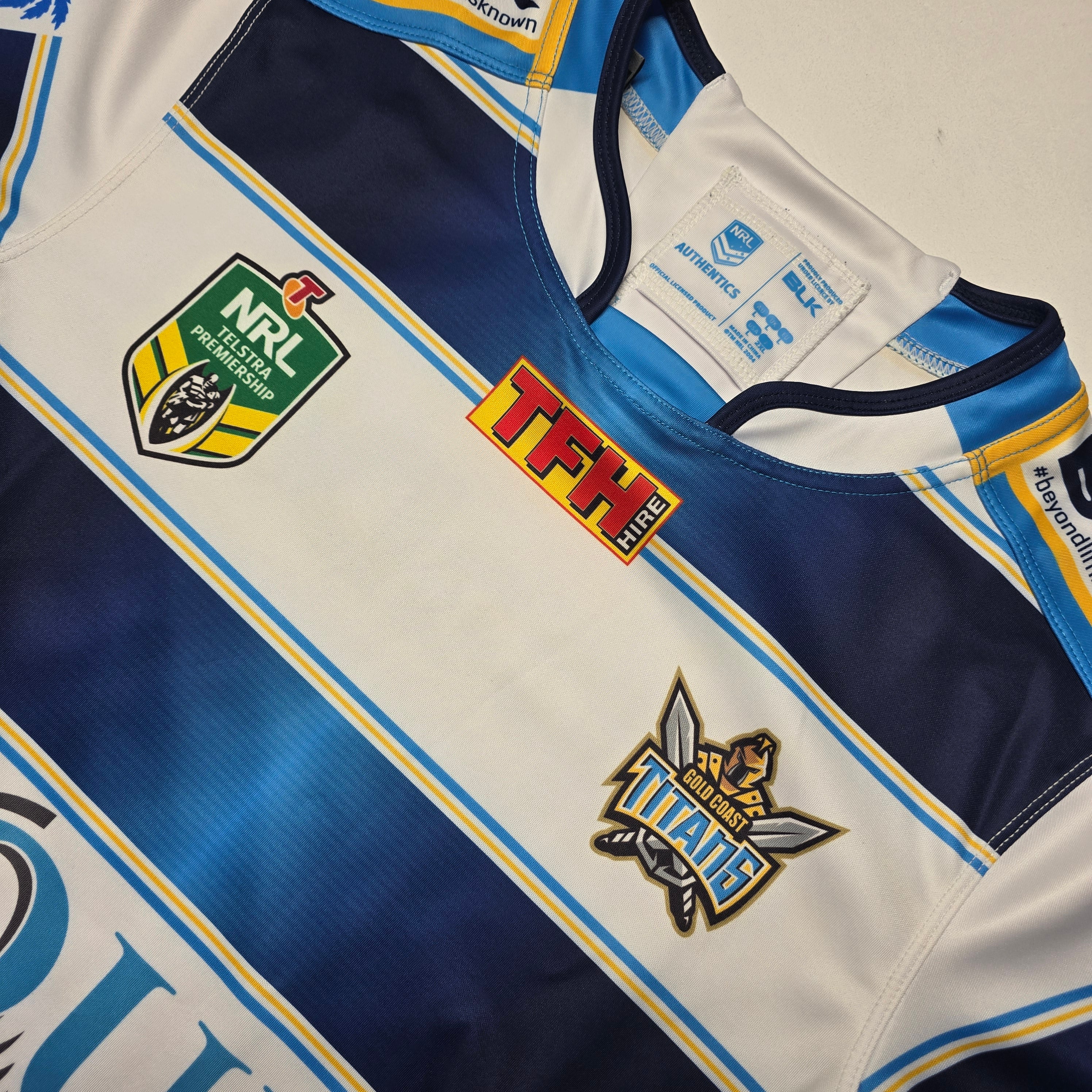 Gold Coast Titans Players Fit Jersey (GPS Pouch) - Large