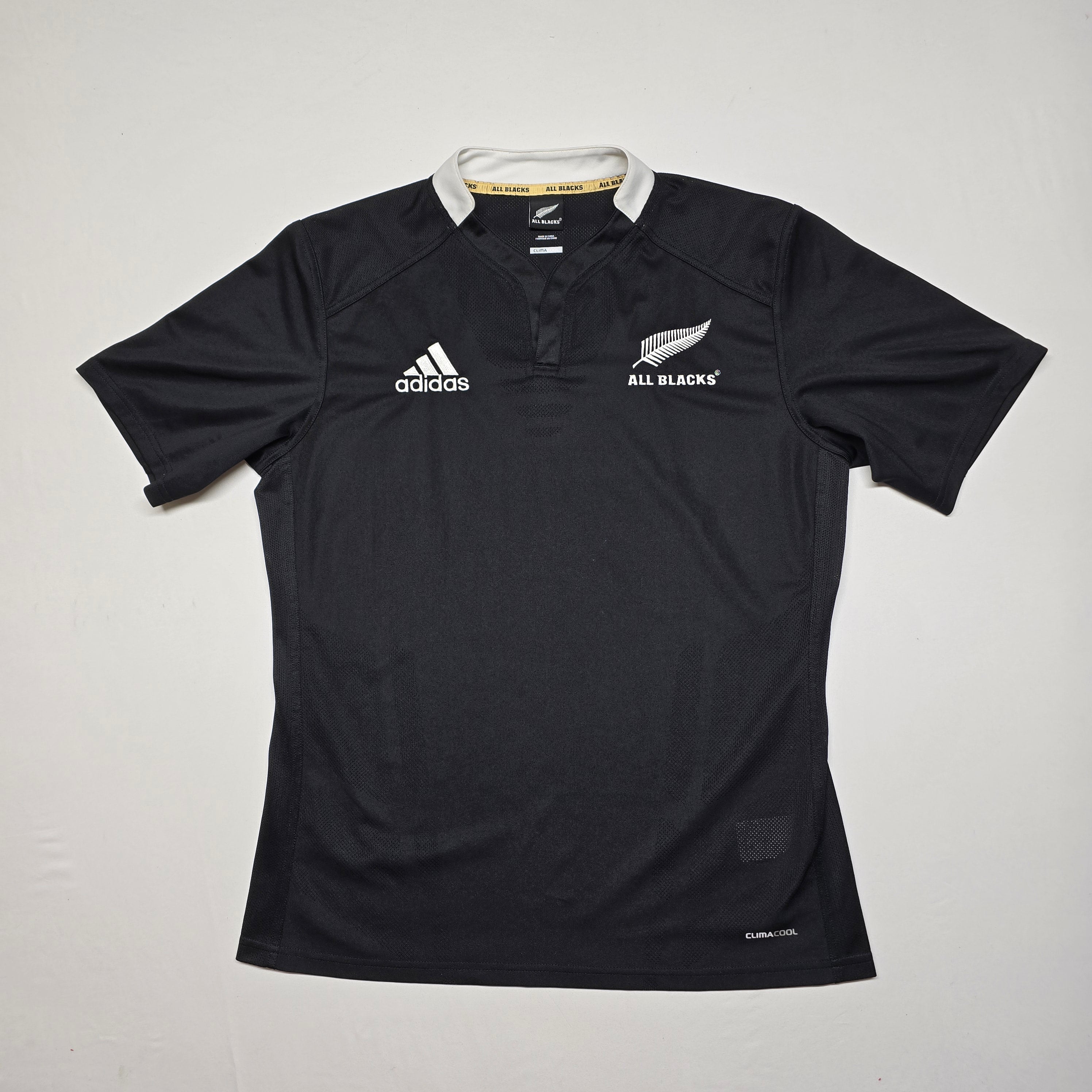 All Blacks 2011/12 Home Jersey -  Large