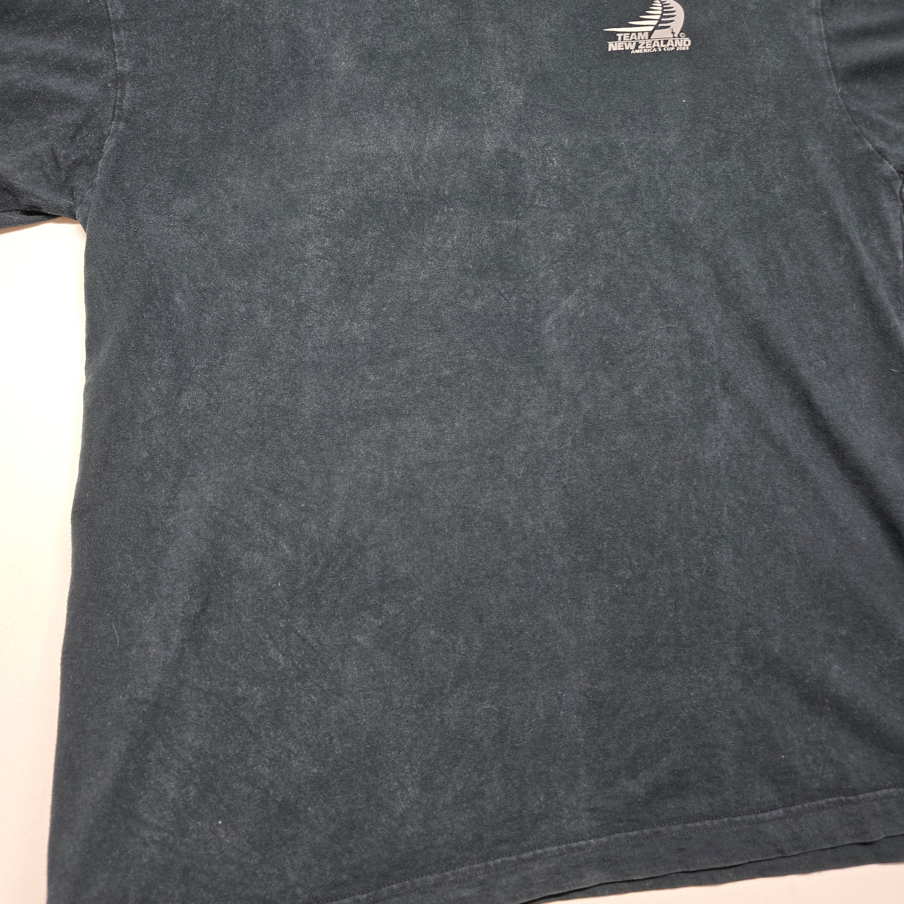 America's Cup Team NZ  2003 T-shirt - Medium