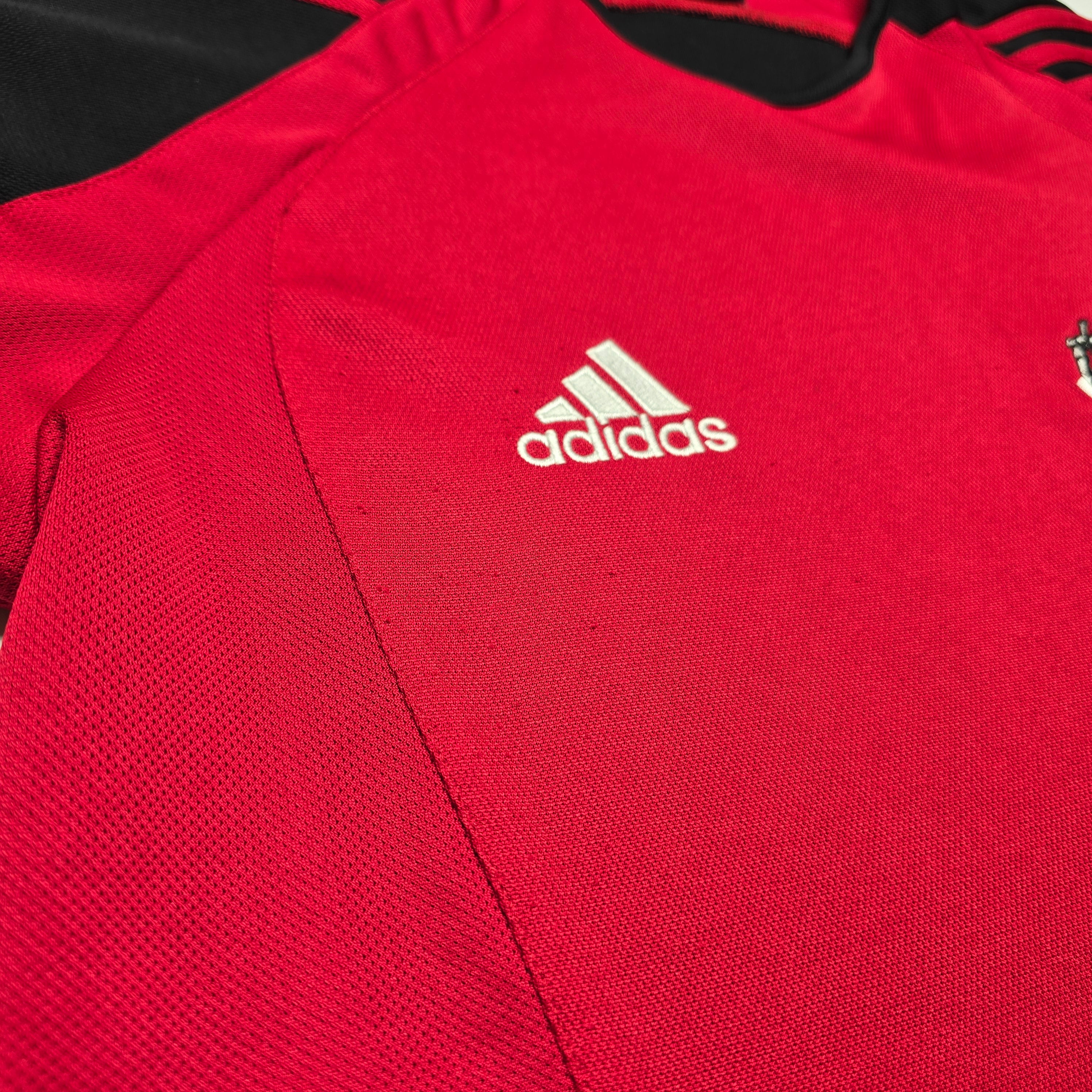 Crusaders 2004 Player Issued T-shirt - D6/Medium