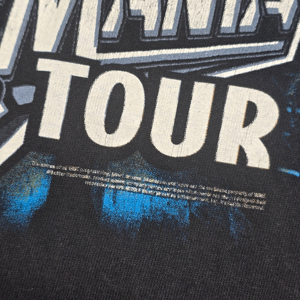 WWE Smackdown 2006 T-shirt - Large