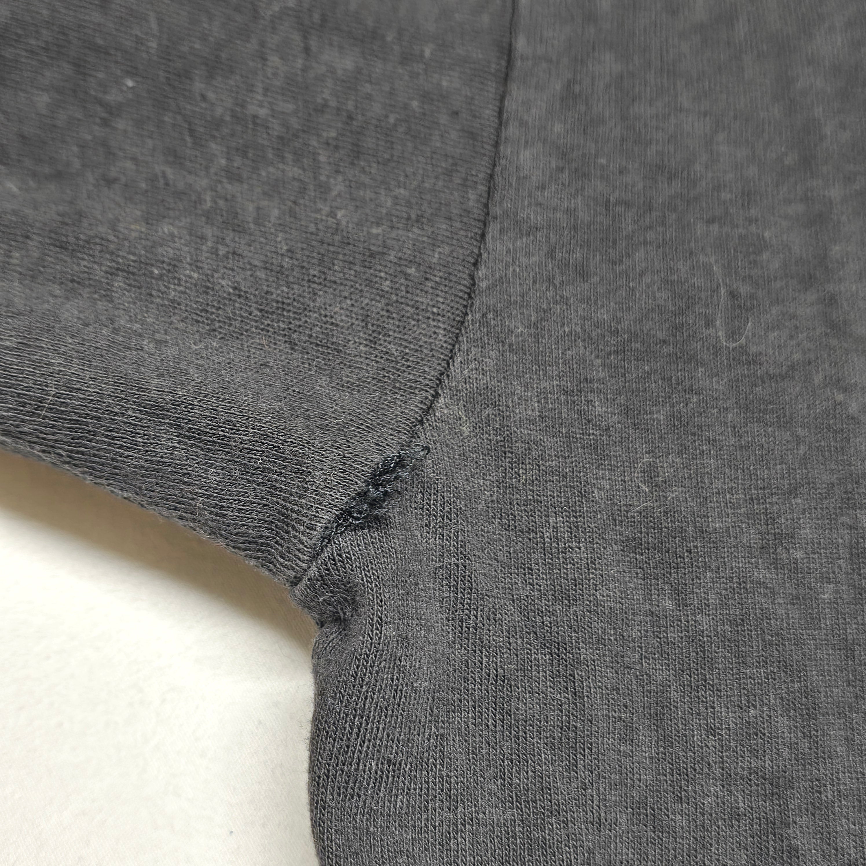 WWE Smackdown 2006 T-shirt - Large