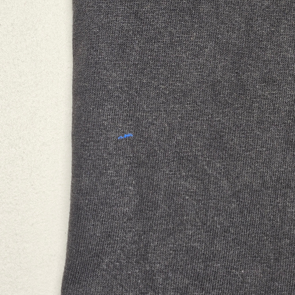 Vintage 1996 Hooters Single Stich USA Made  T-shirt - "Medium"