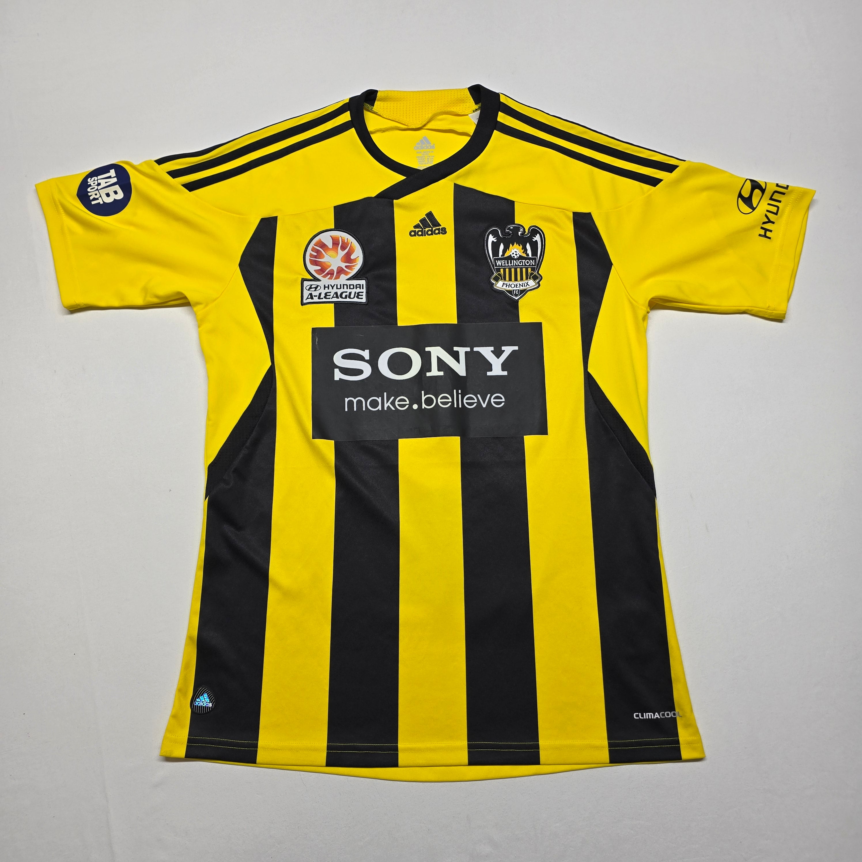 Wellington Phoenix 2011 Jersey - 16YRS