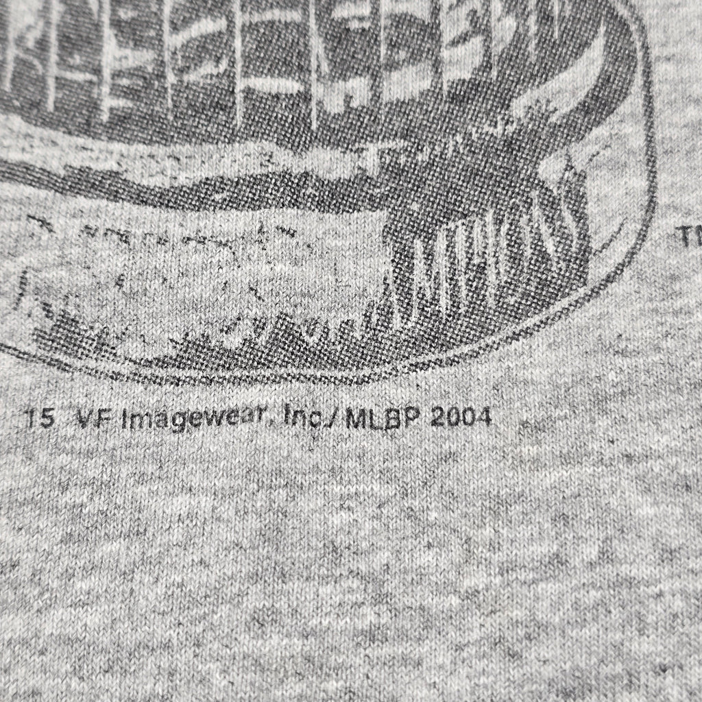 Vintage Boston Redsox 2004 Champions T-Shirt - Large