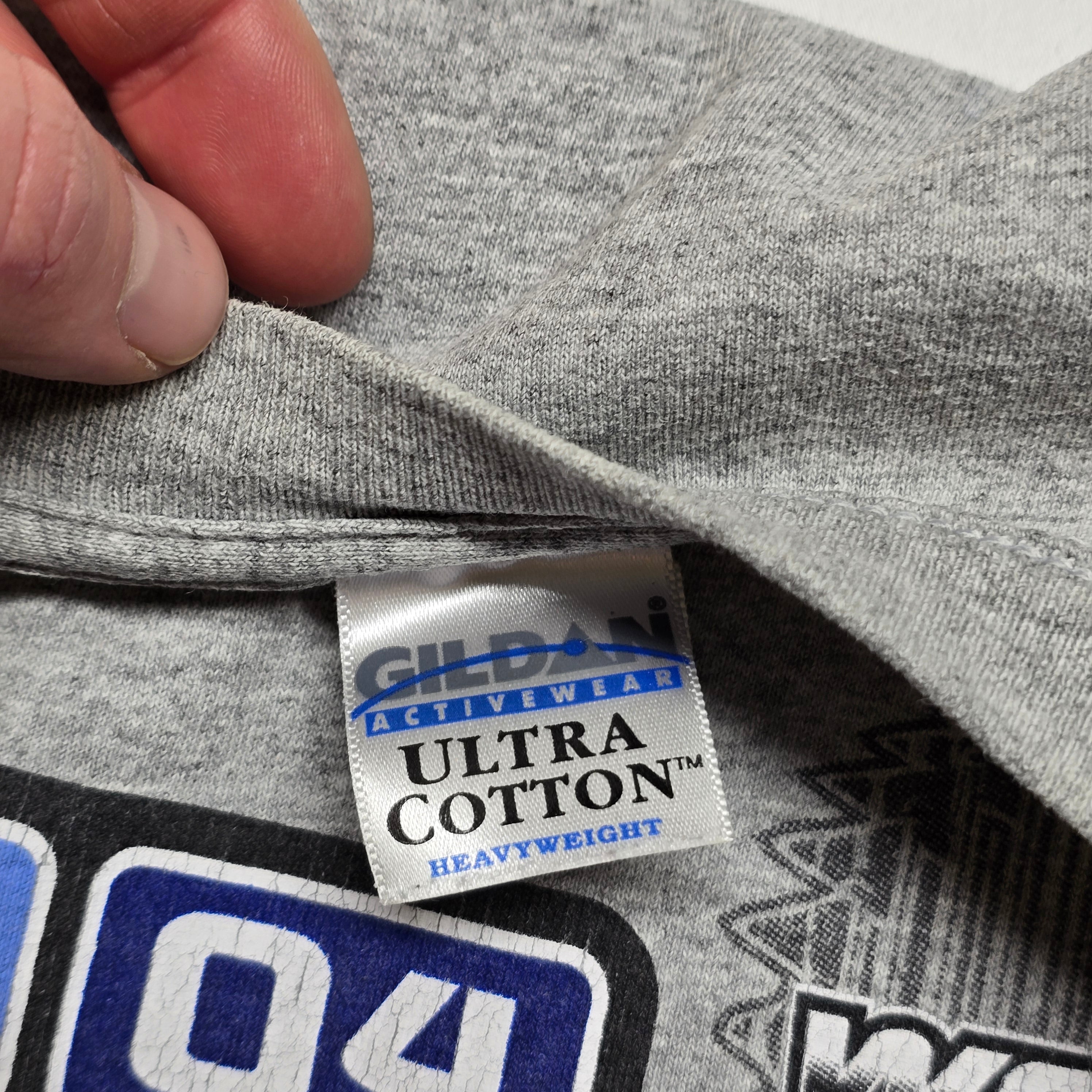 Vintage Boston Redsox 2004 Champions T-Shirt - Large