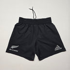 All Blacks 2015/16 Home Shorts - Medium