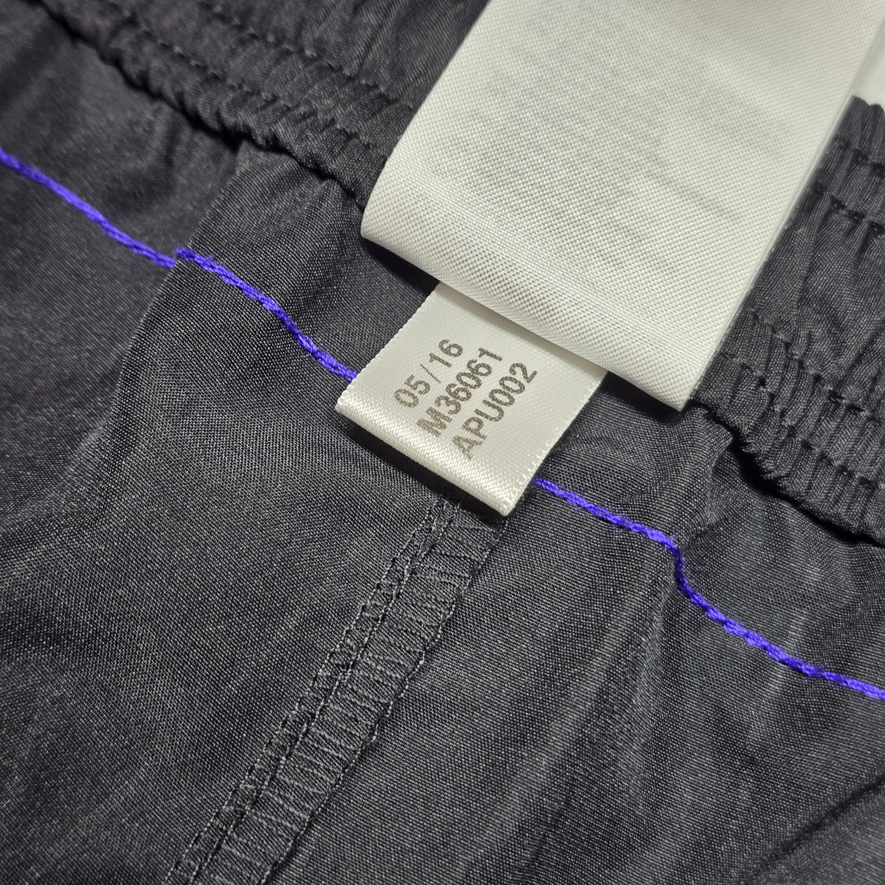 All Blacks 2015/16 Gym Shorts (Team Issued "PG") - Large