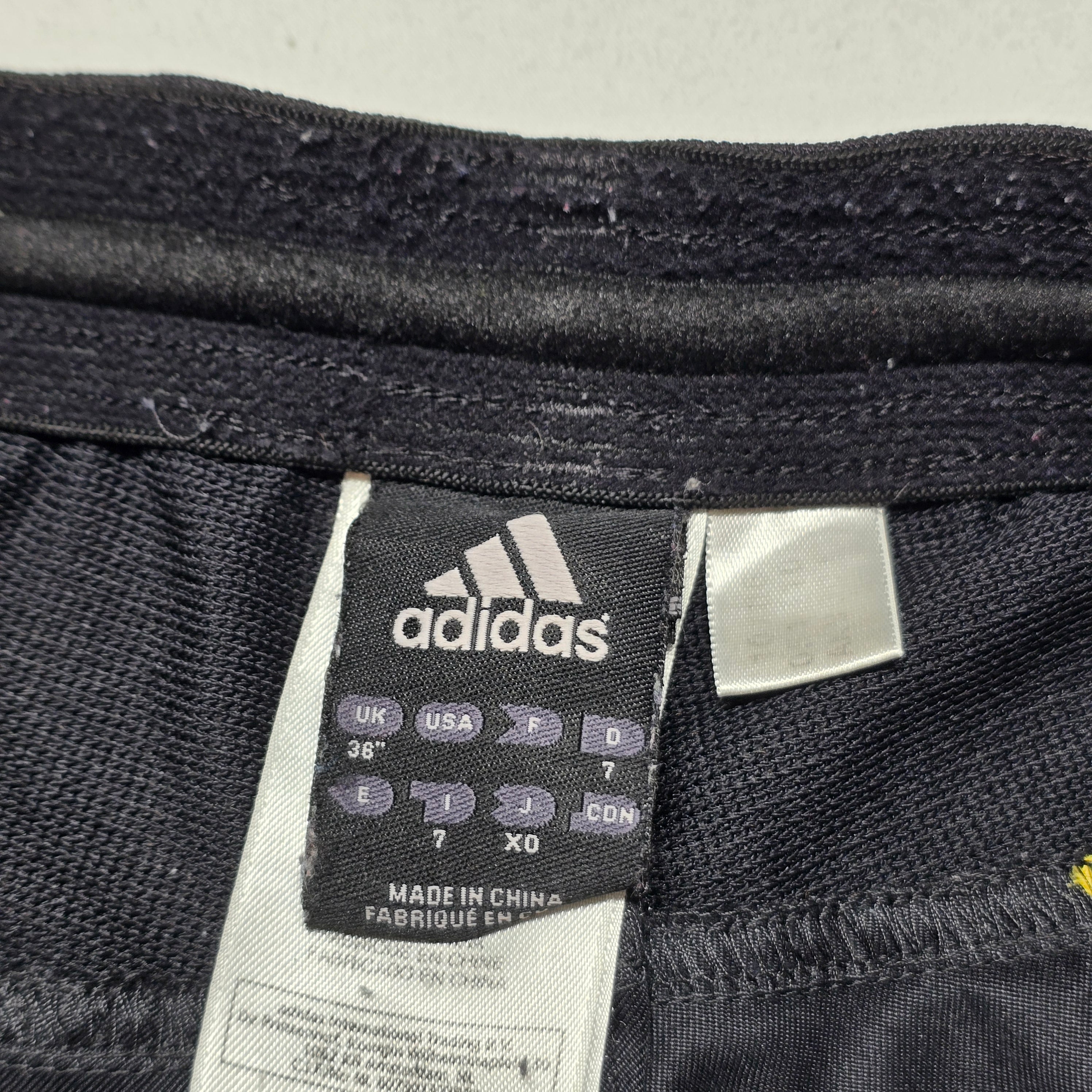 Hurricanes 2006 Shorts (Player Issued) - D7/38"