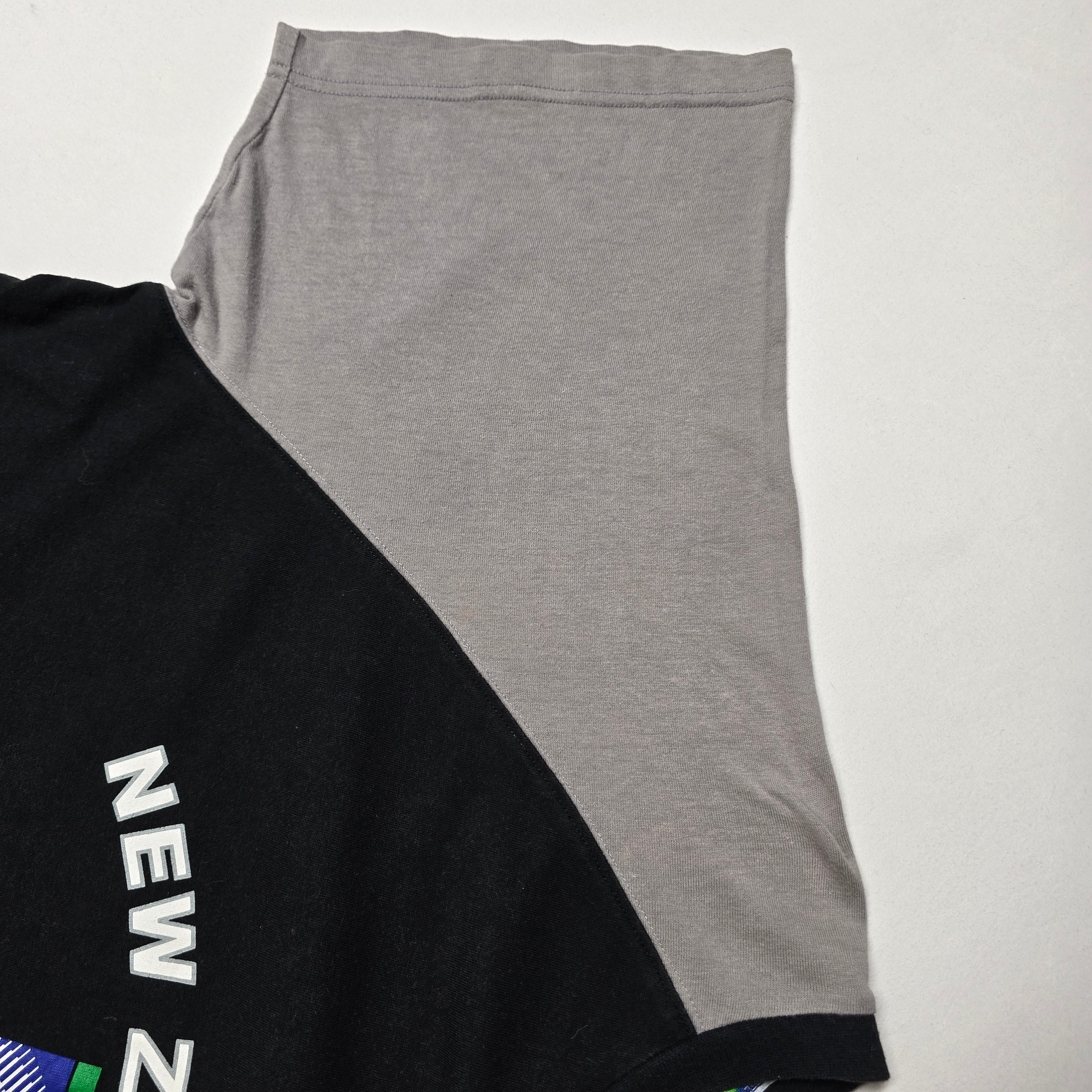 2003 RWC New Zealand T-shirt - LARGE/XL