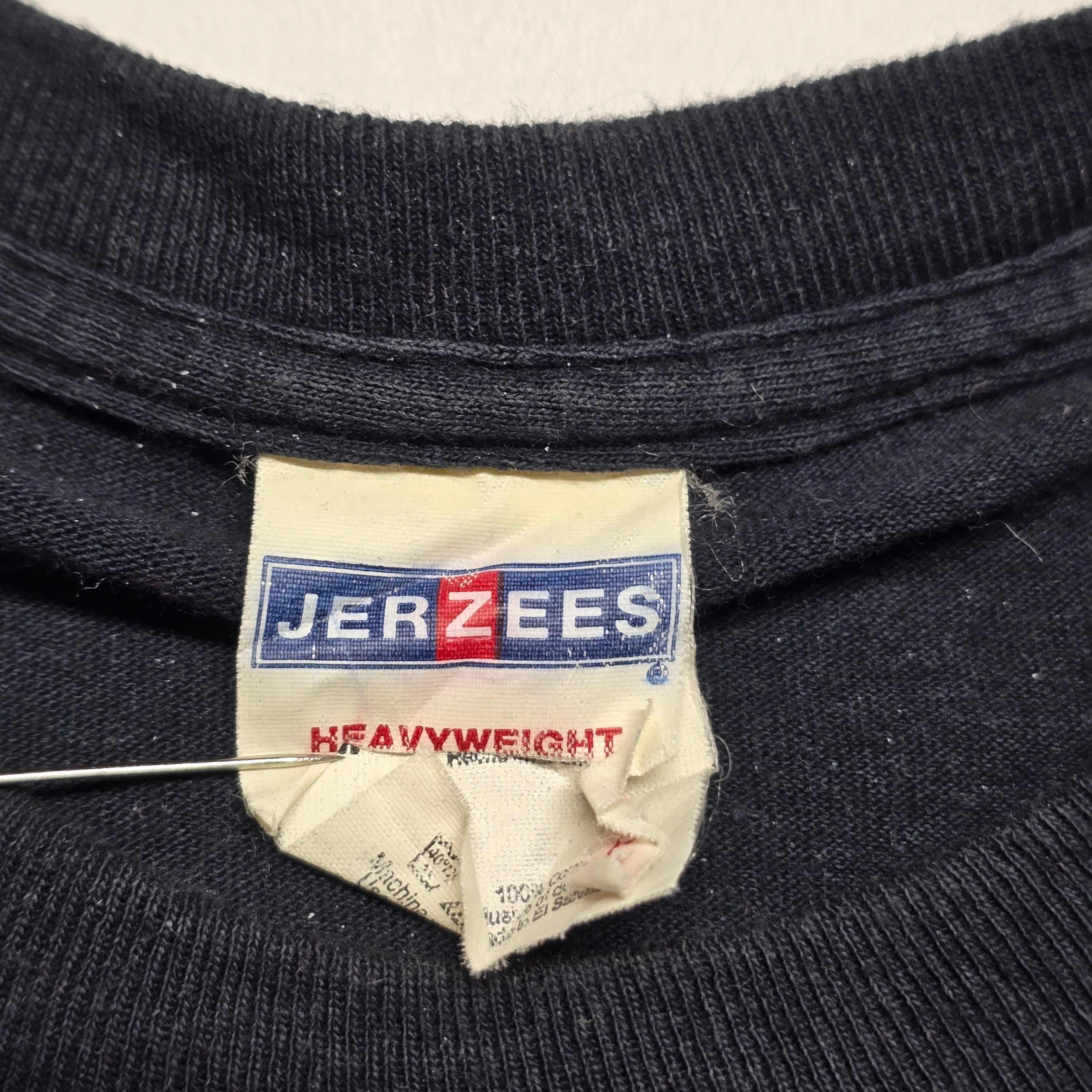 Family Guy T-shirt - "Medium" (Fits small)