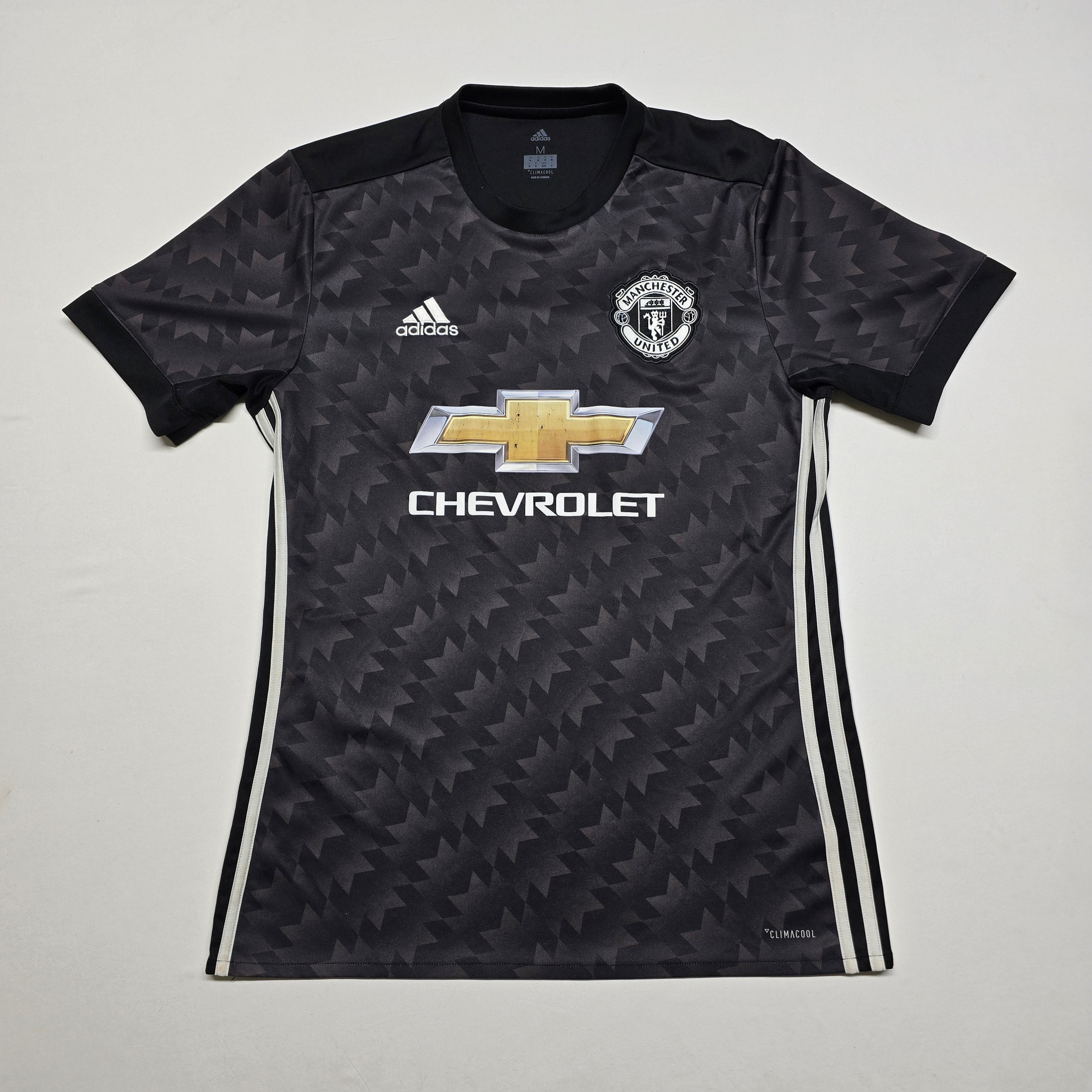 Manchester United 2017/18 Away Shirt - Medium
