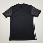 Manchester United 2017/18 Away Shirt - Medium