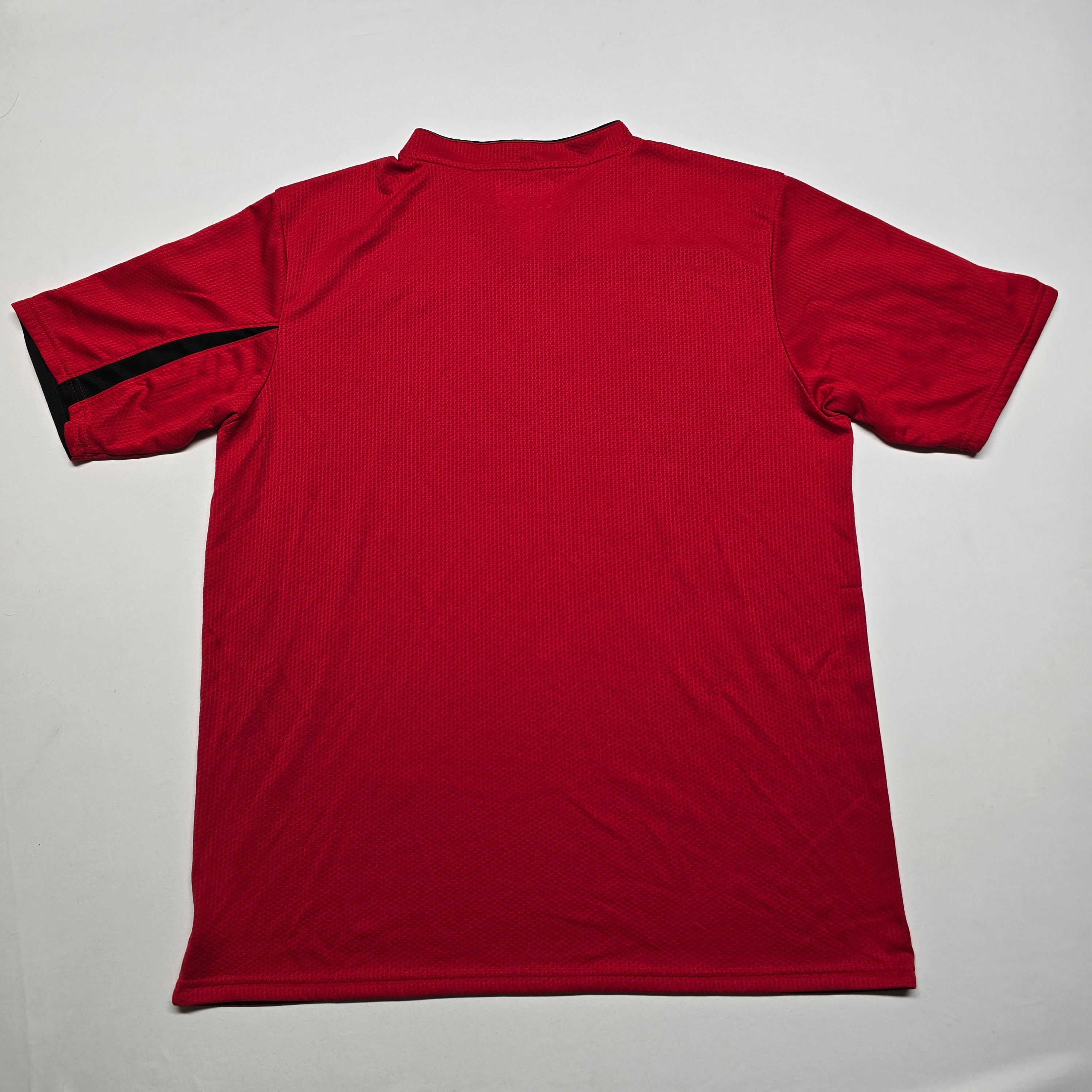 Wales Rugby 2011 Training T-shirt - XL