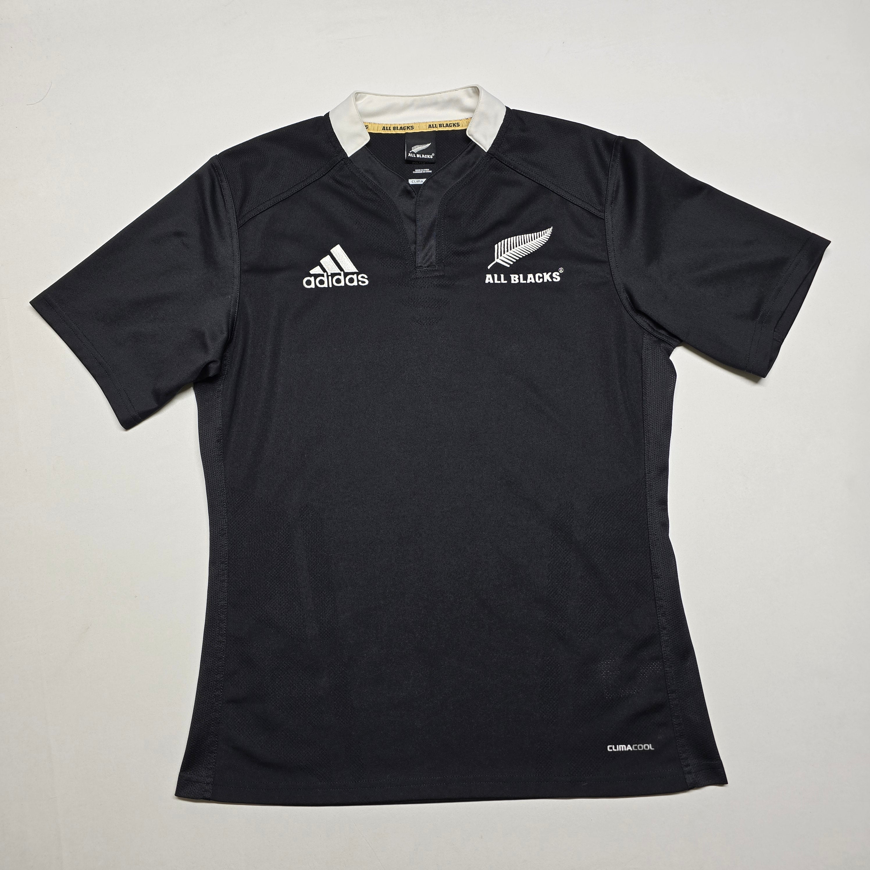All Blacks 2011/12 Home Jersey - Medium