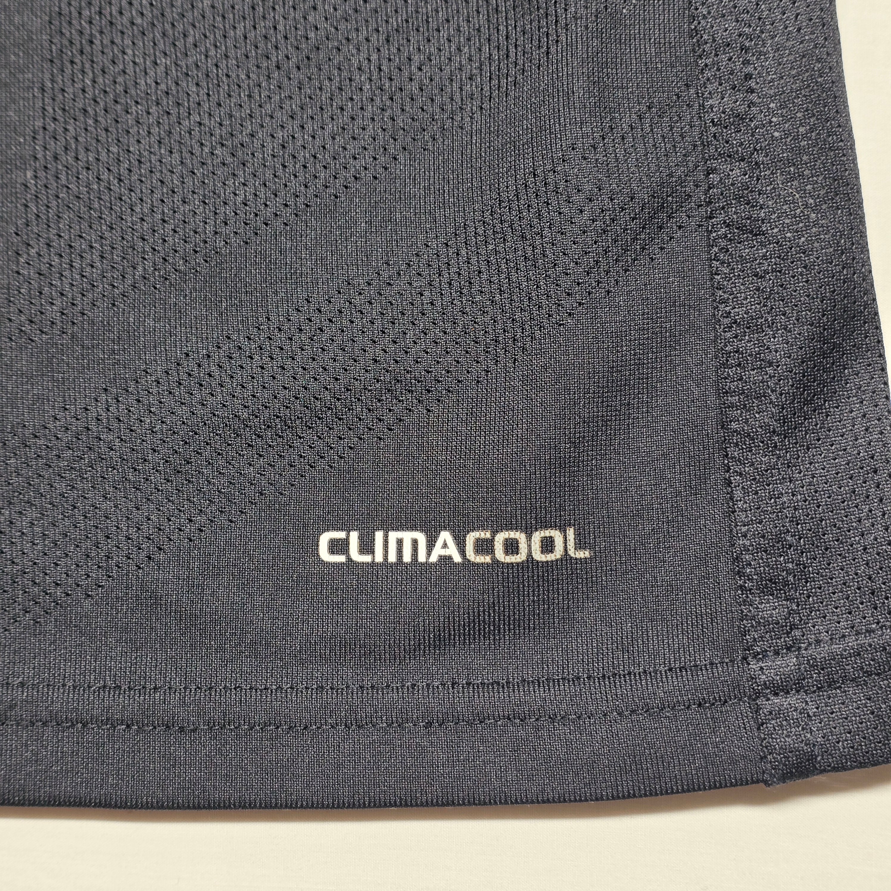 All Blacks 2011/12 Home Jersey - Large