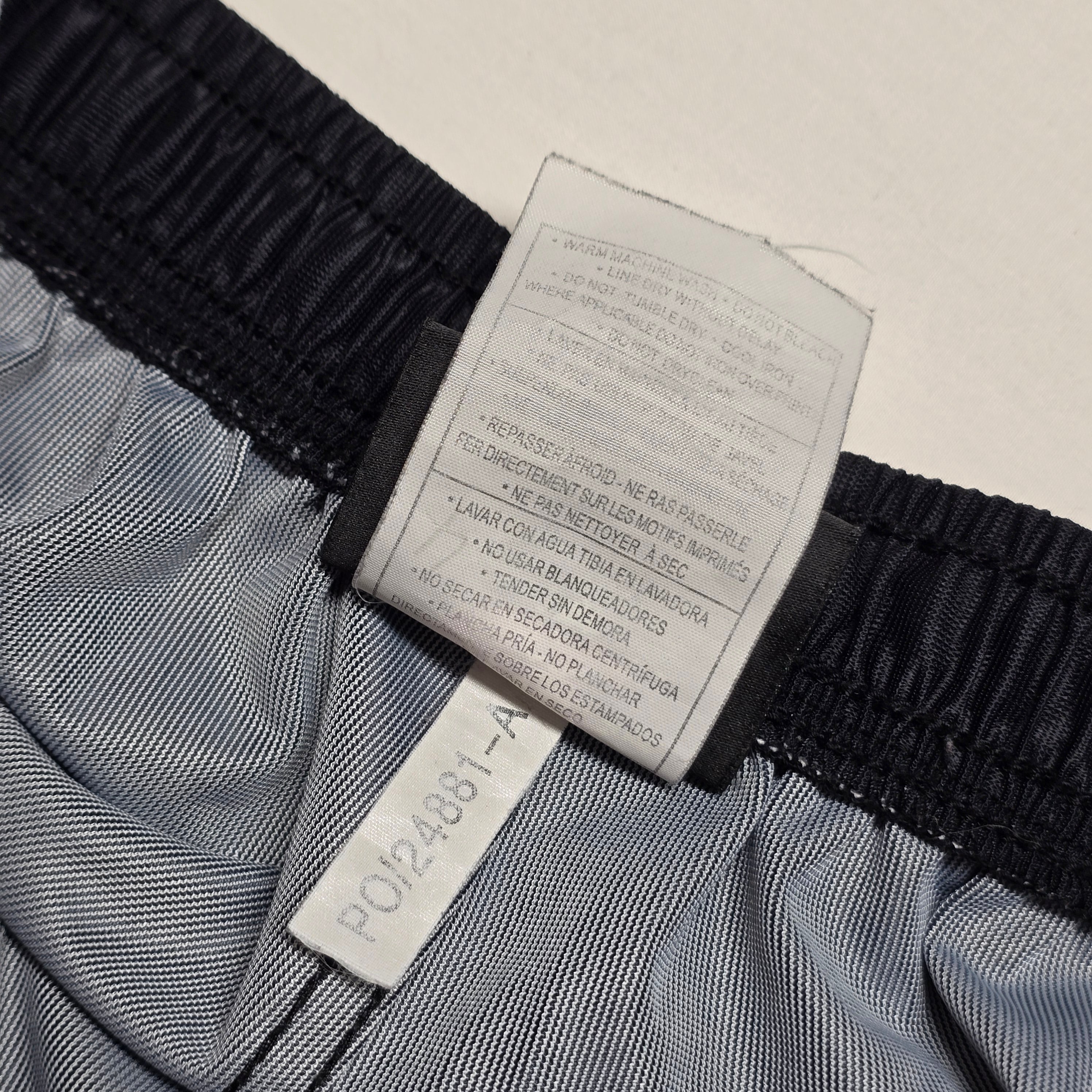 NZ Warriors 2012 Home Shorts - 38"