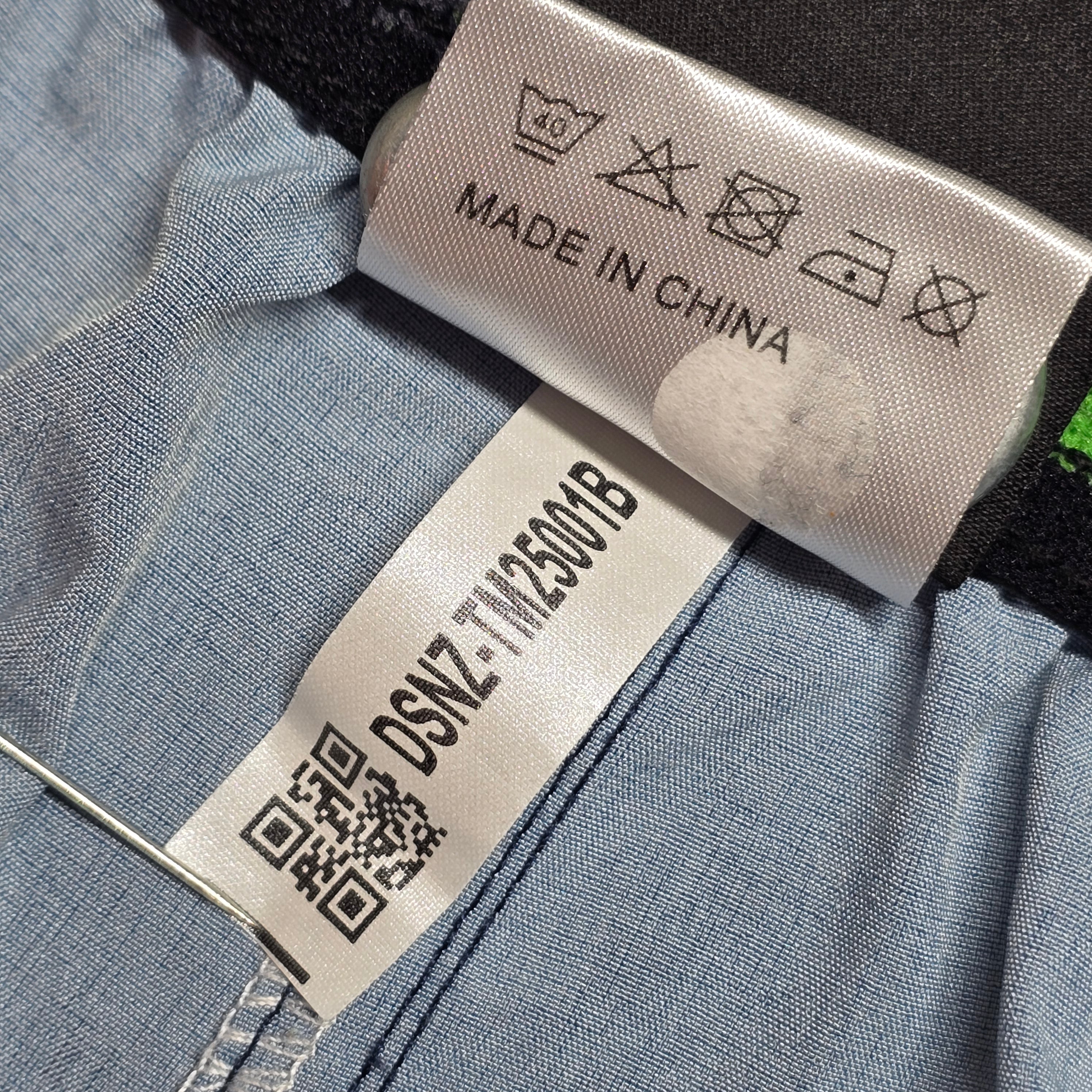 Tasman Makos Gym Shorts - 2XL