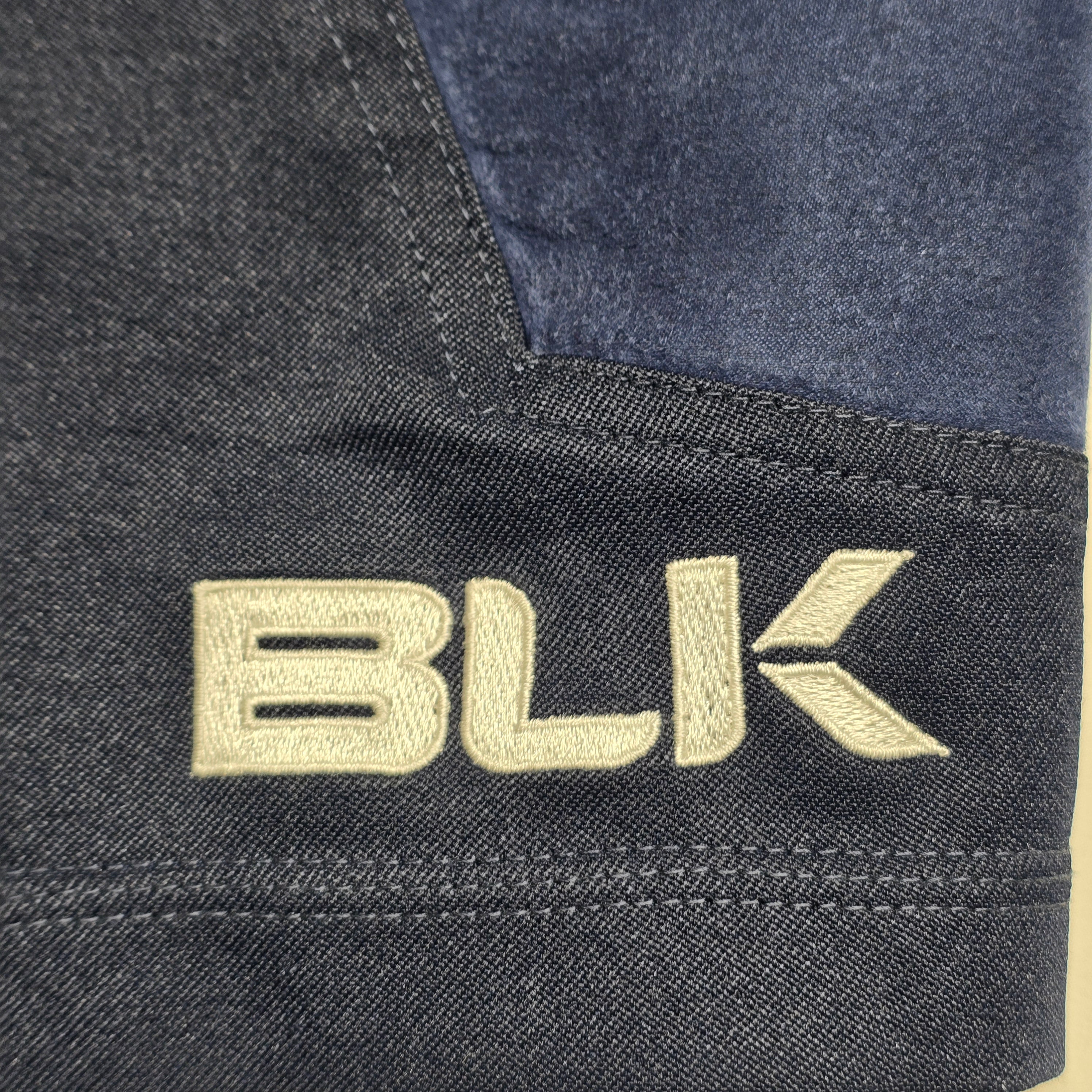 Melbourne Rebels Shorts - 2XL/40