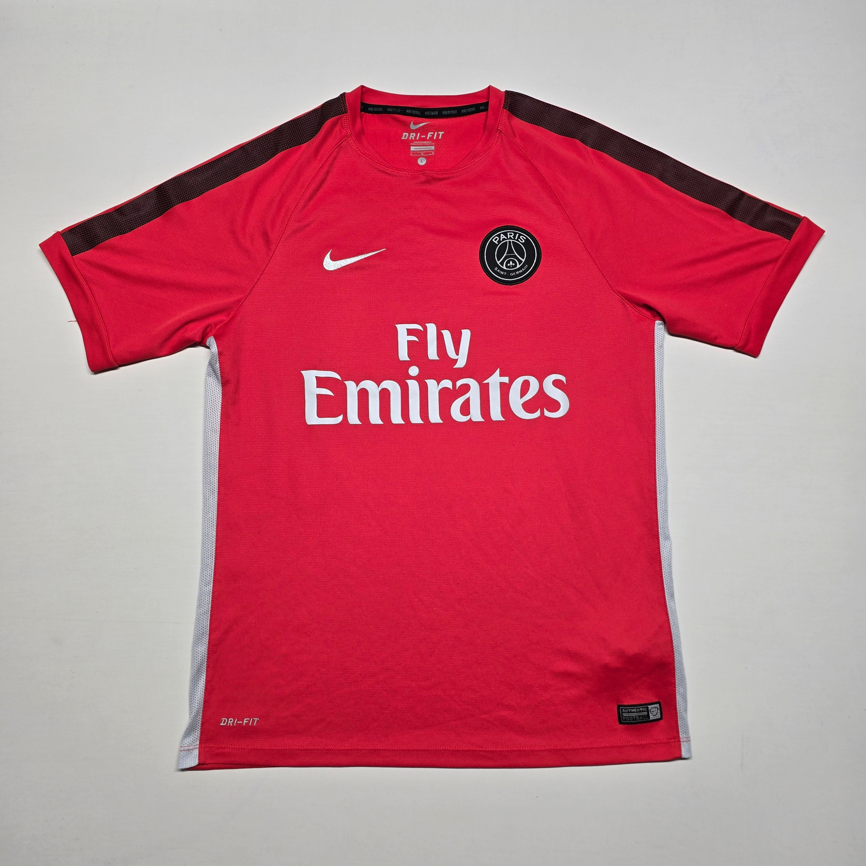 Paris Saint-Germain 2014/15 Training Shirt - Large