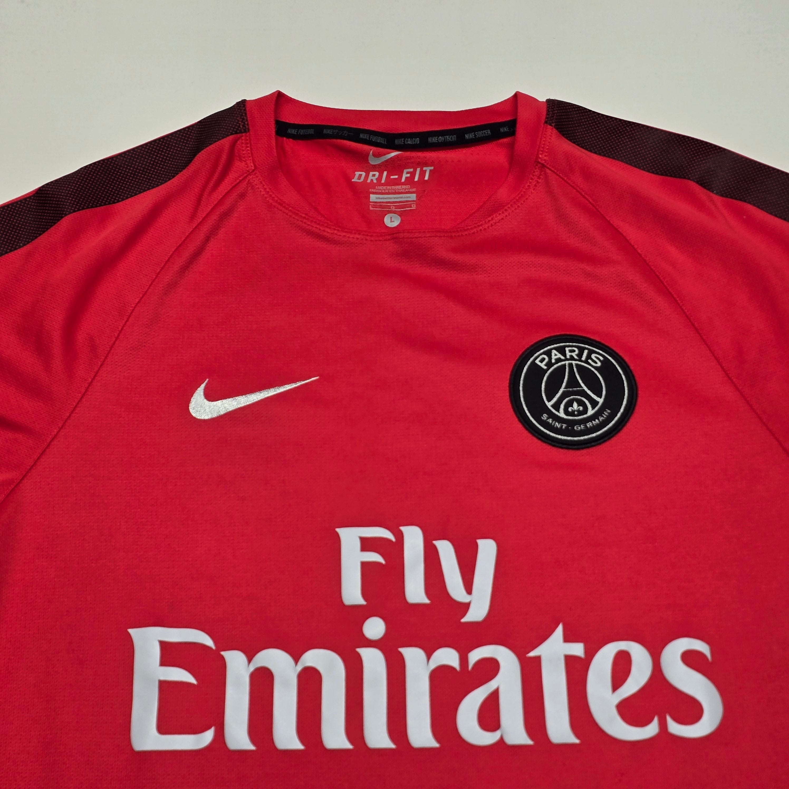 Paris Saint-Germain 2014/15 Training Shirt - Large