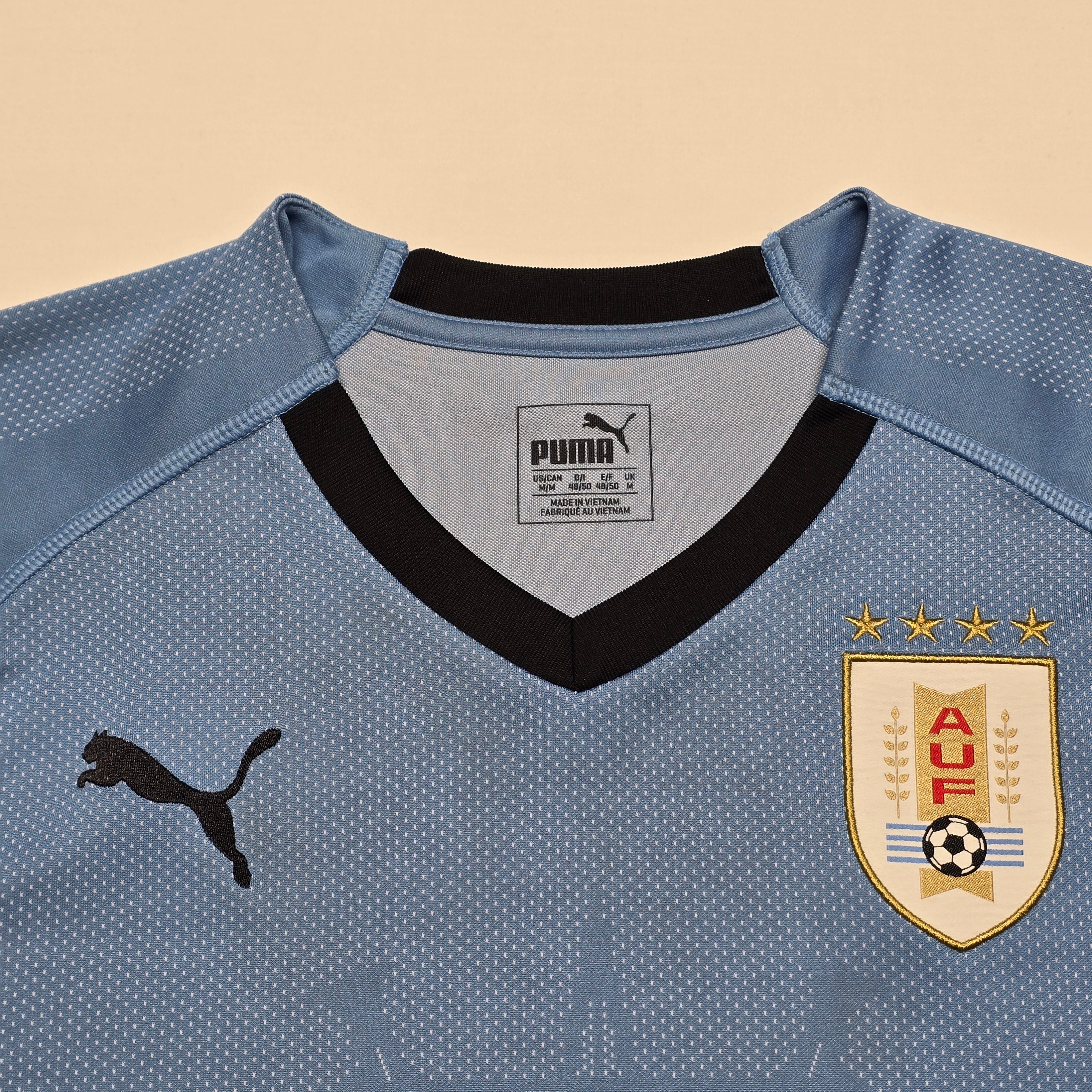 Uruguay 2018/19 Home Shirt - Medium