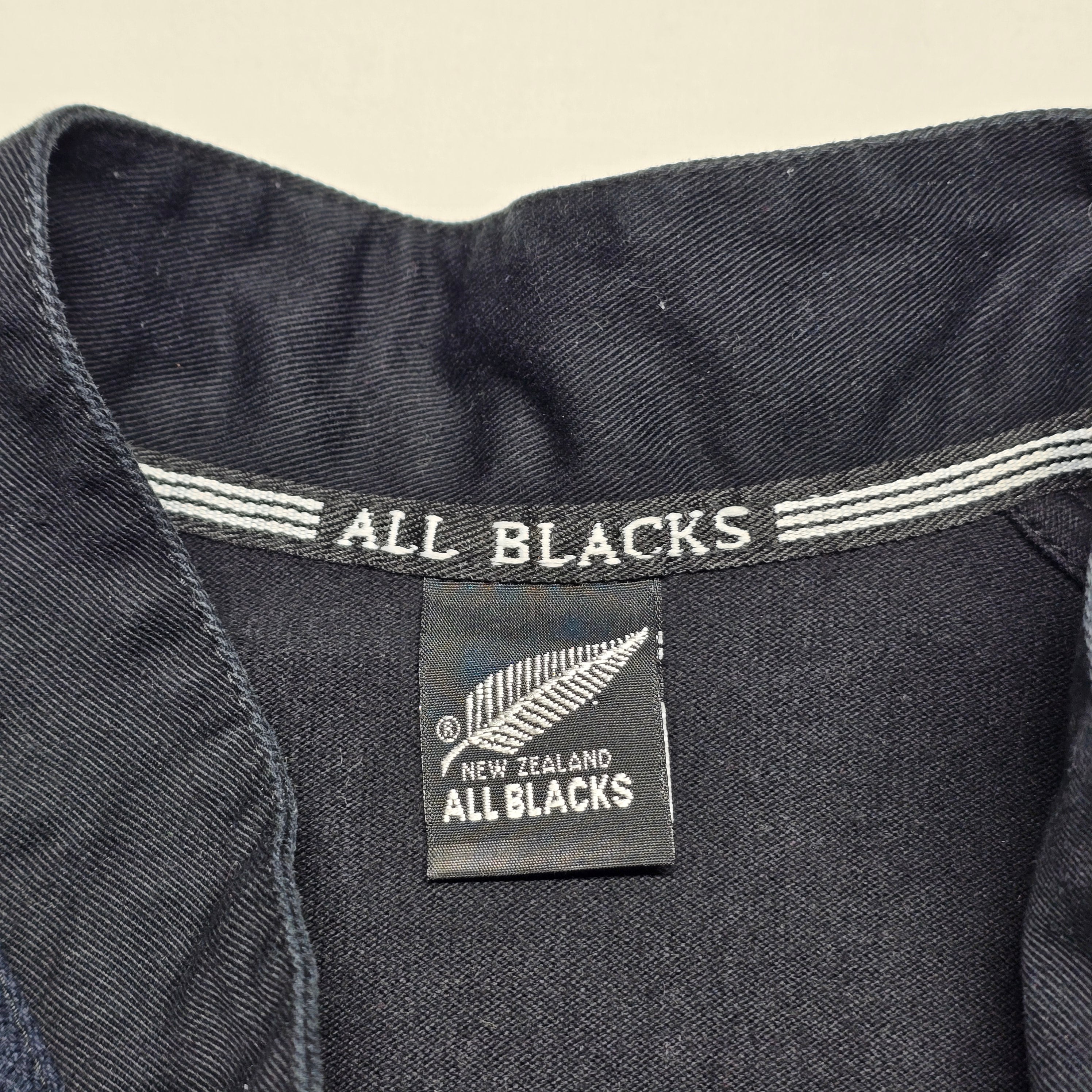 All Blacks 2001/02 Home Jersey - Large