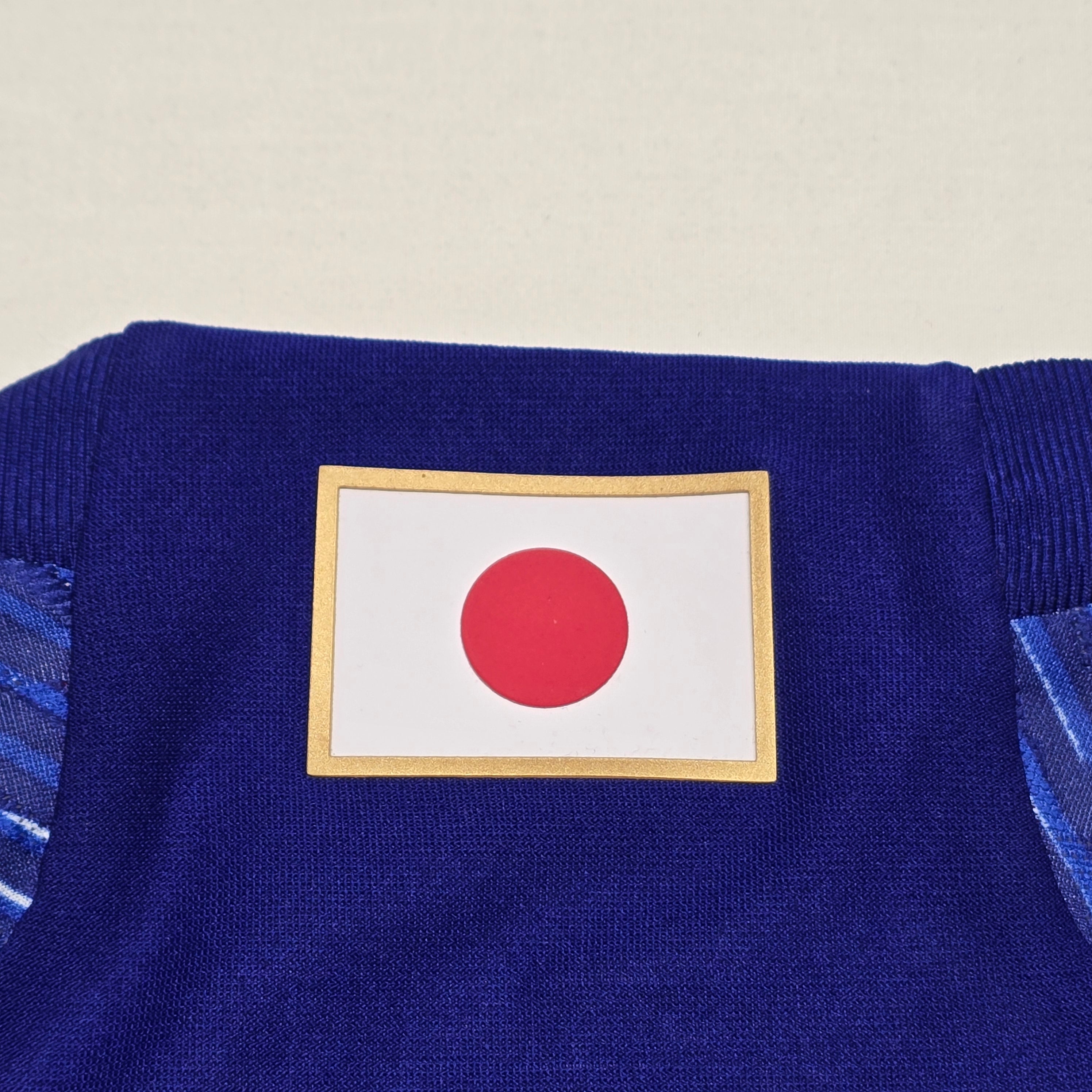Japan #10 Minamino 2022 Home Shirt - XS