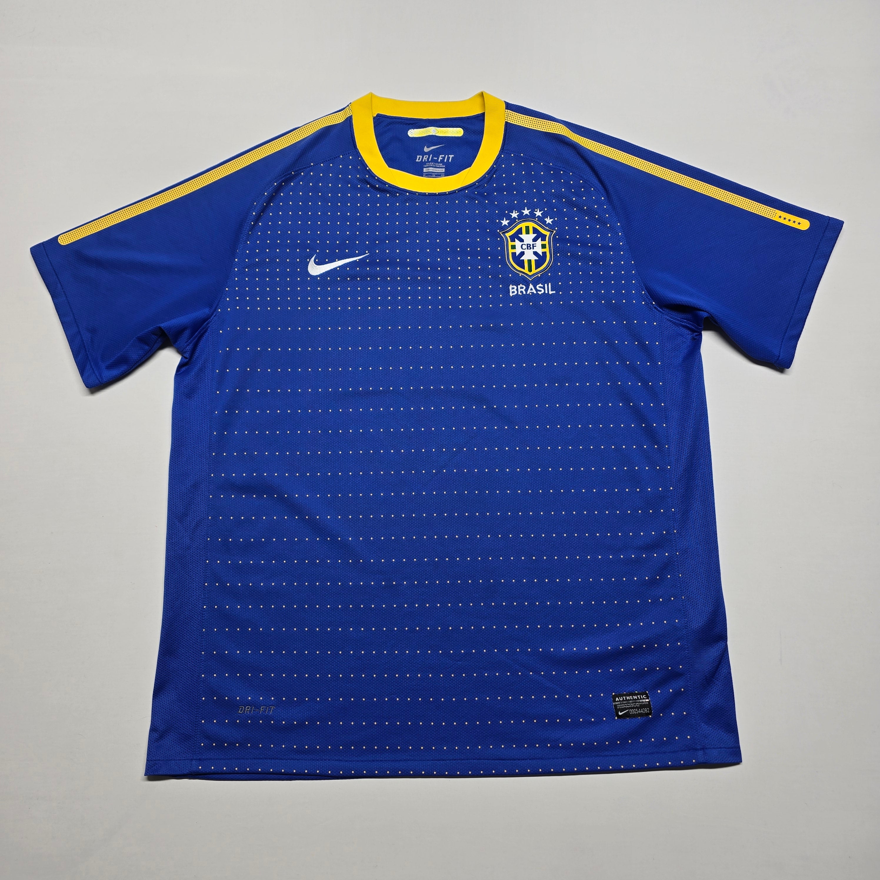 Brazil 2010/11 Away Shirt - XL