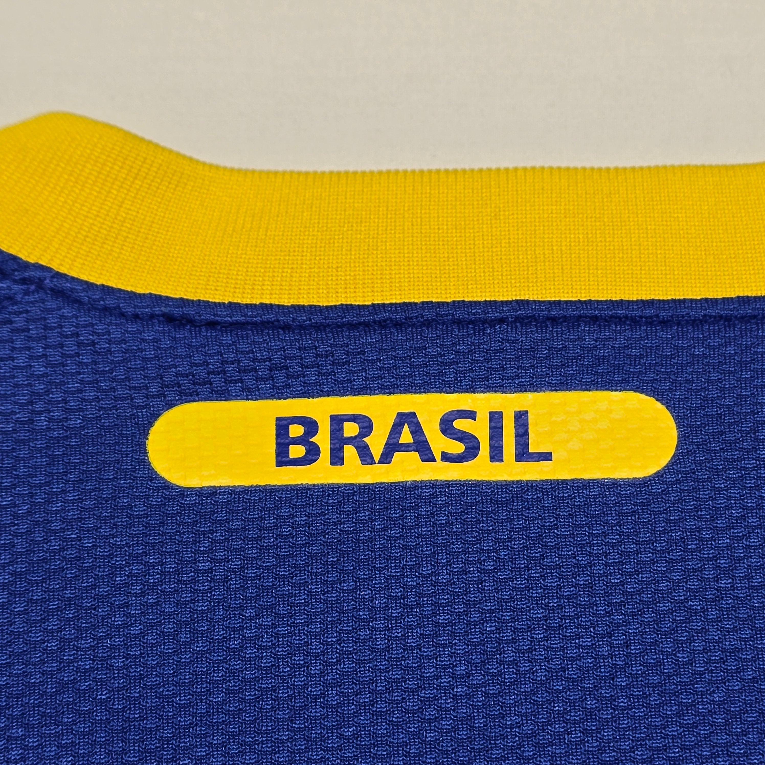 Brazil 2010/11 Away Shirt - XL