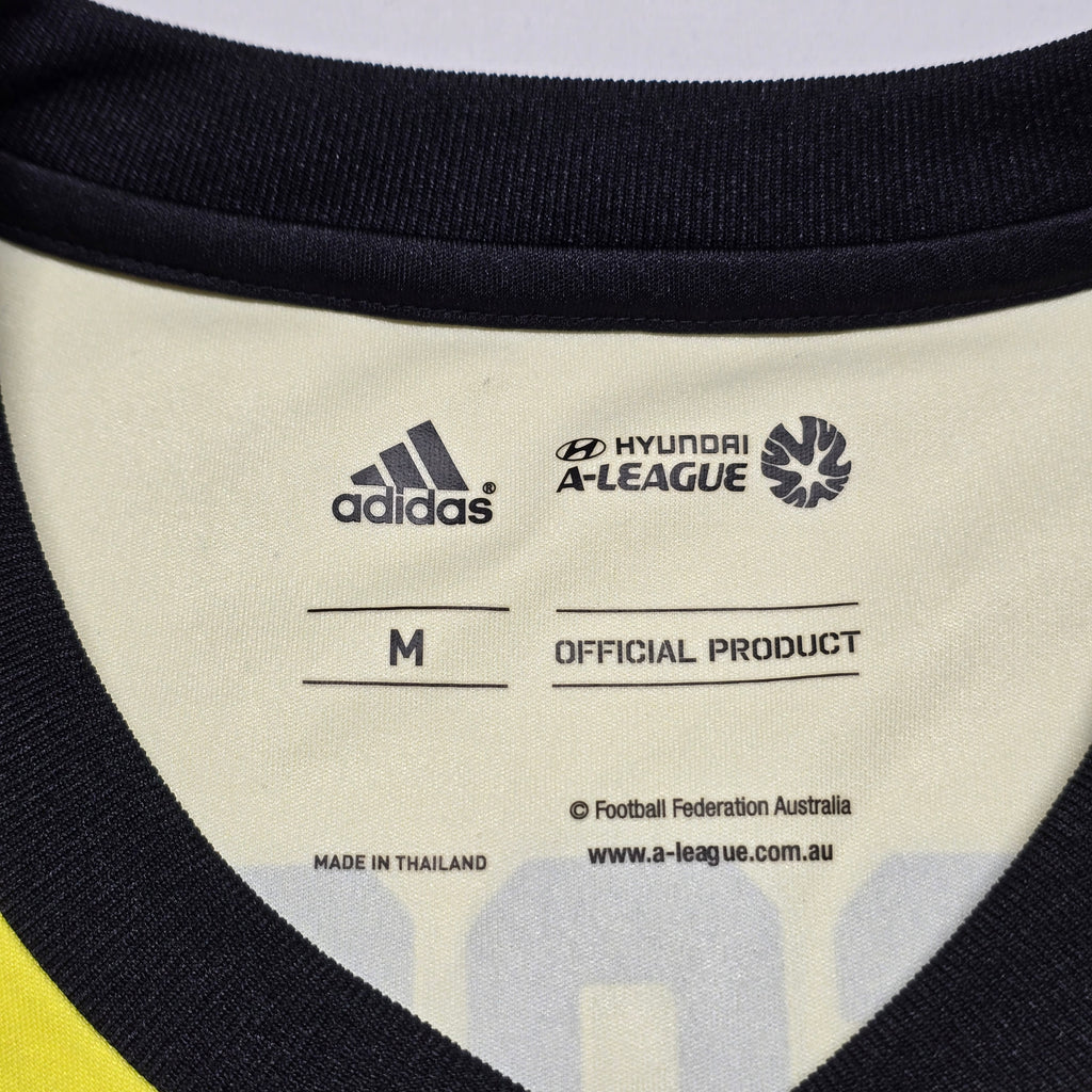 Wellington Phoenix #15 2015/16 Home Jersey - Medium