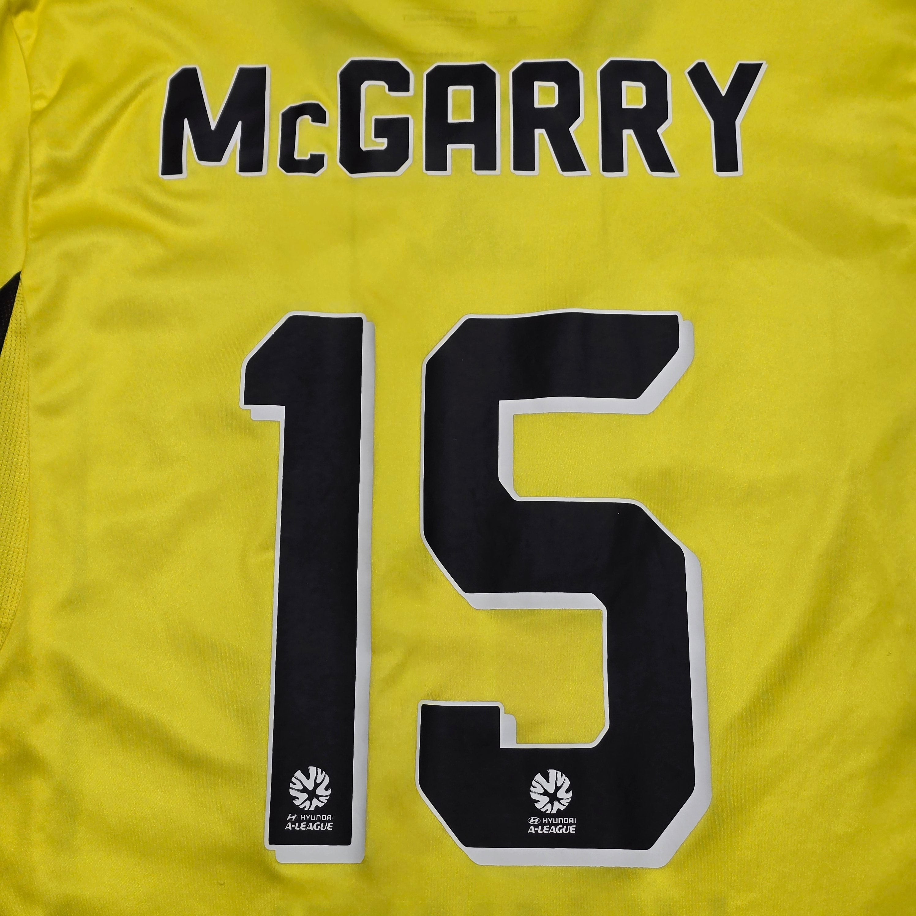 Wellington Phoenix #15 2015/16 Home Jersey - Medium