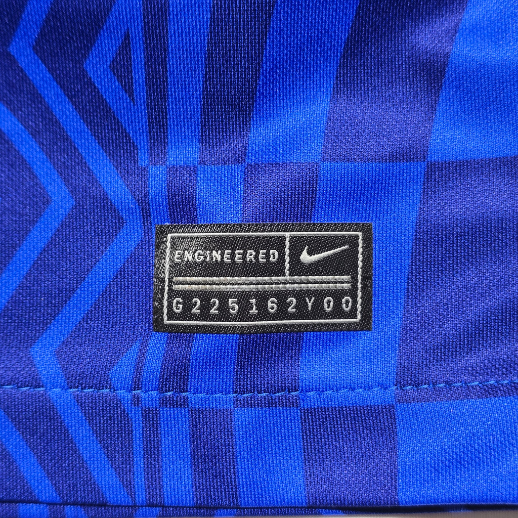 Chelsea FC 2021 FIFA World Champions Shirt - Youth Small