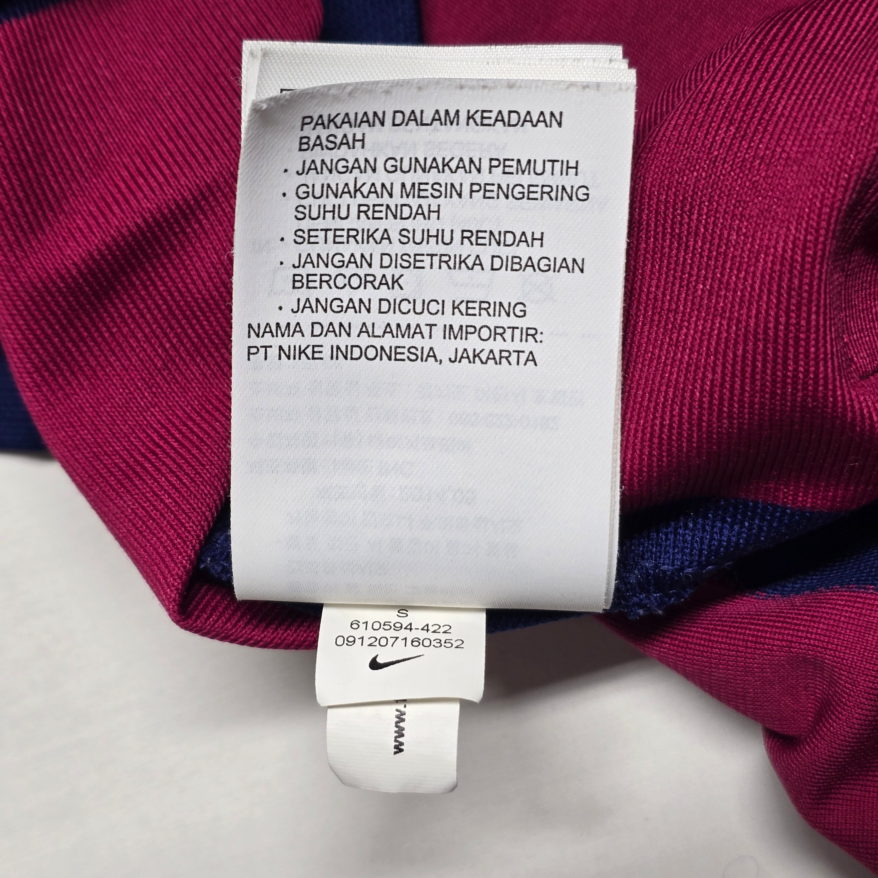 Barcelona 2014/15 Home Shirt - Small