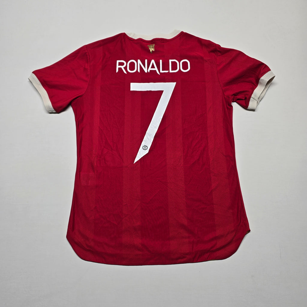 Manchester United 2021/22  'Ronaldo #7' Jersey - "Medium"(Small)