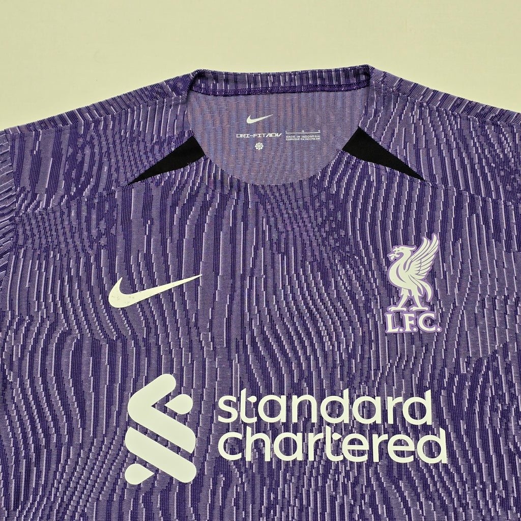 Liverpool 2023/24 Third Jersey - Large