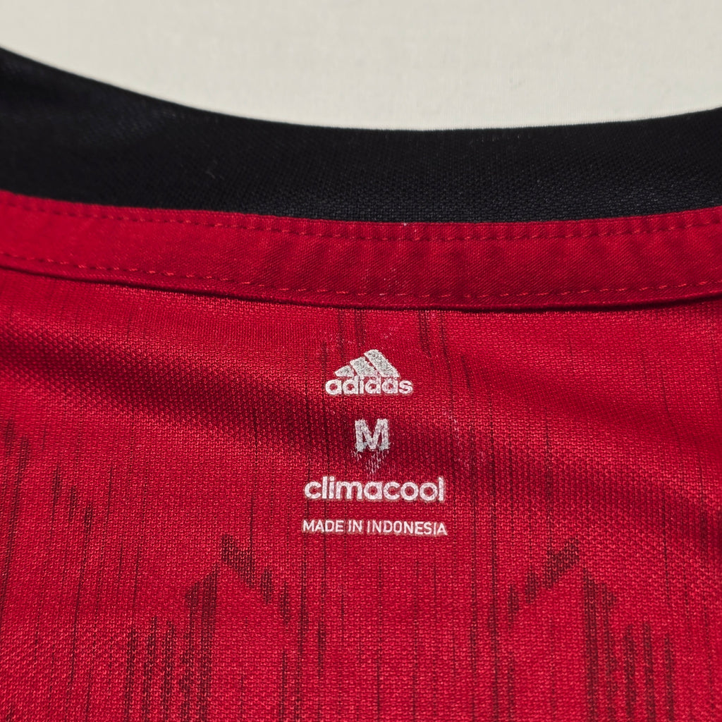 Crusaders 2018 Training T-shirt - Medium