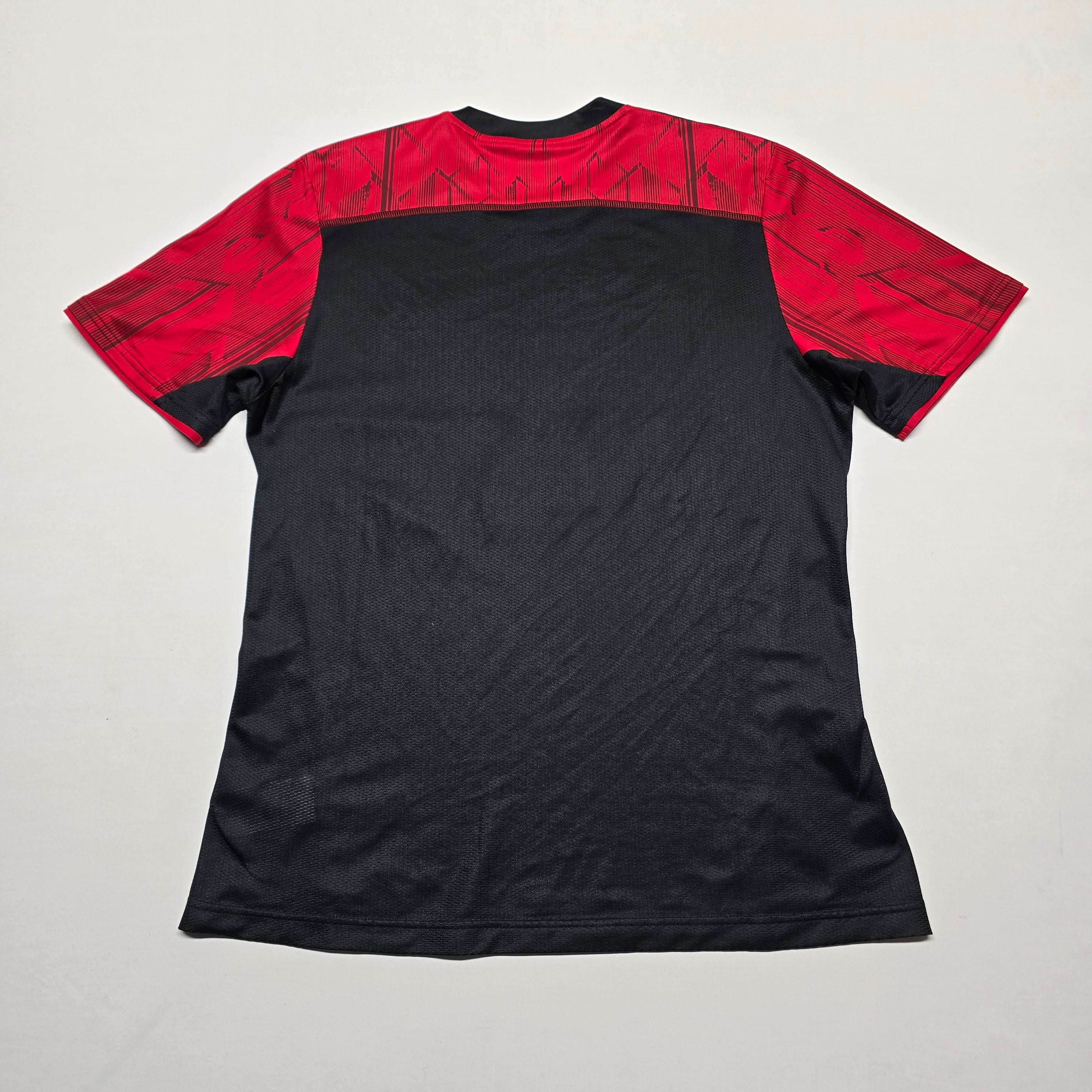 Crusaders 2018 Training T-shirt - Medium