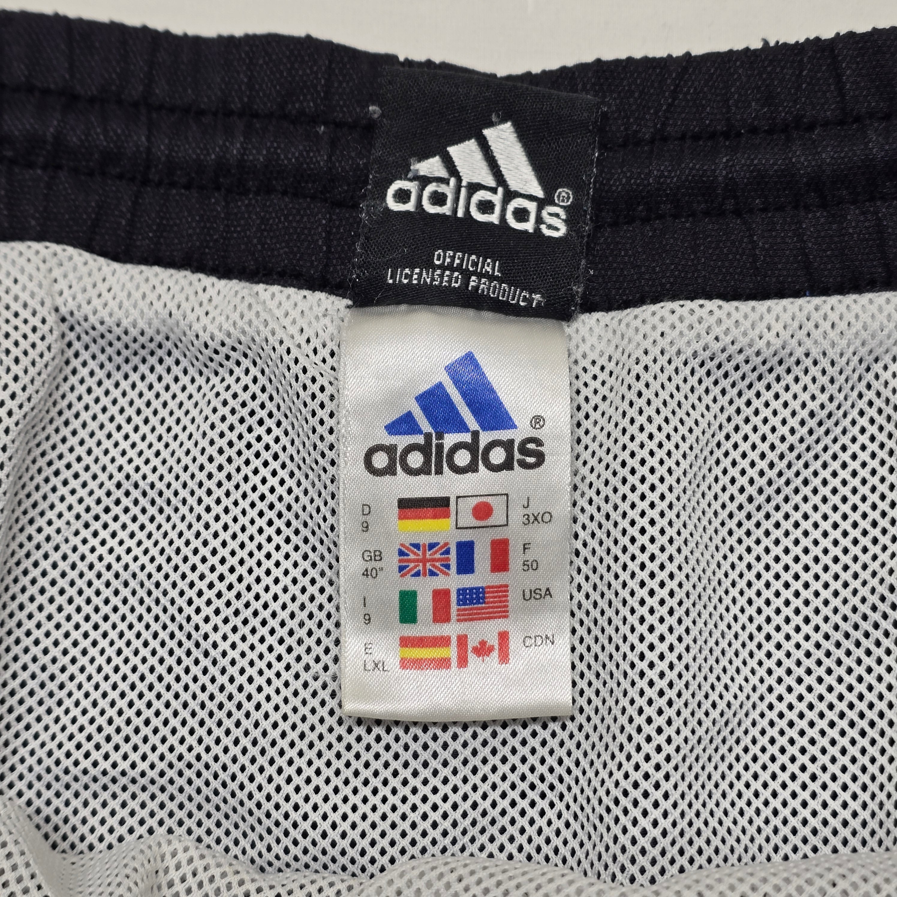 All Blacks 2000's Gym Shorts - D9/Large-XL