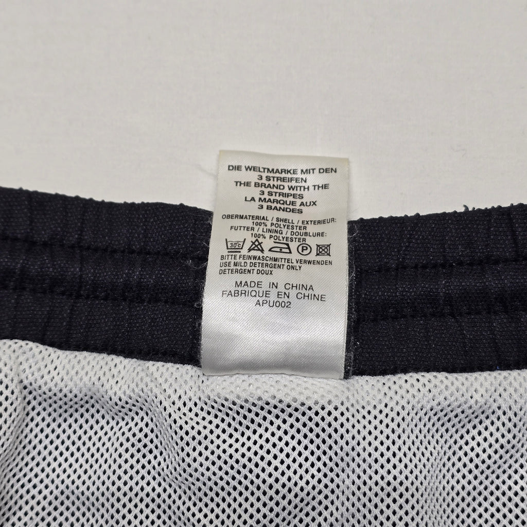 All Blacks 2000's Gym Shorts - D9/Large-XL