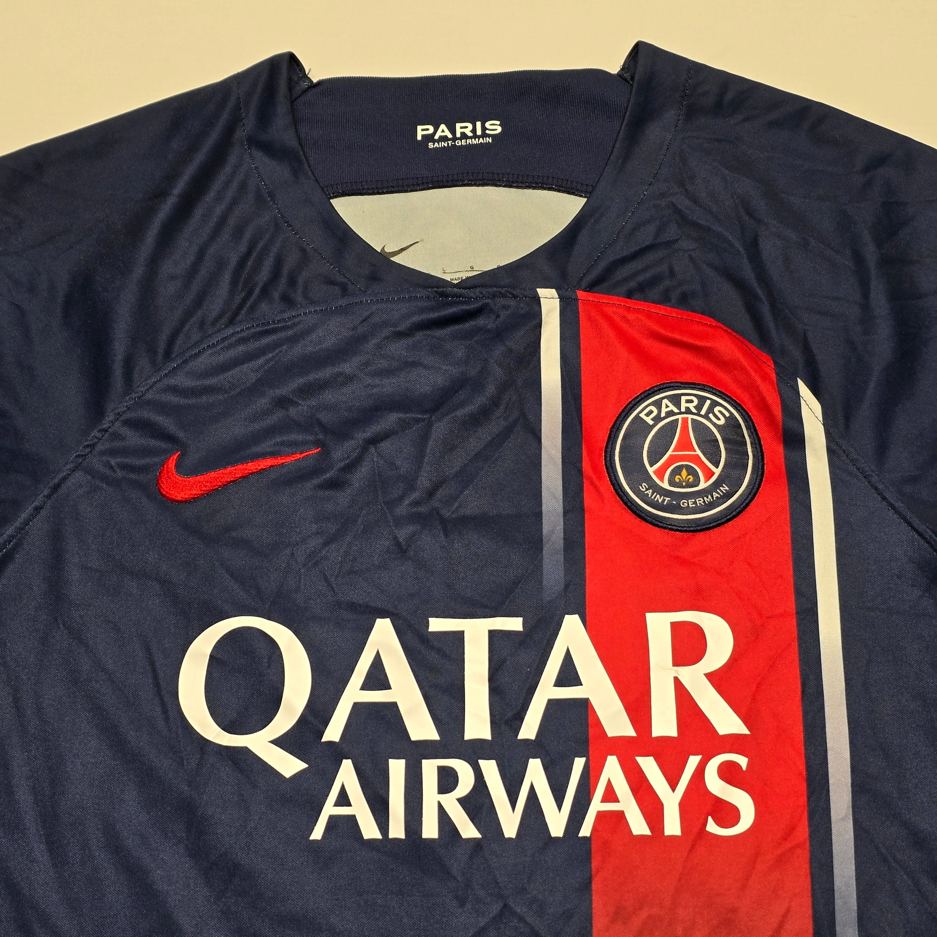 Paris Saint-Germain 2023/24 Home Shirt - Large
