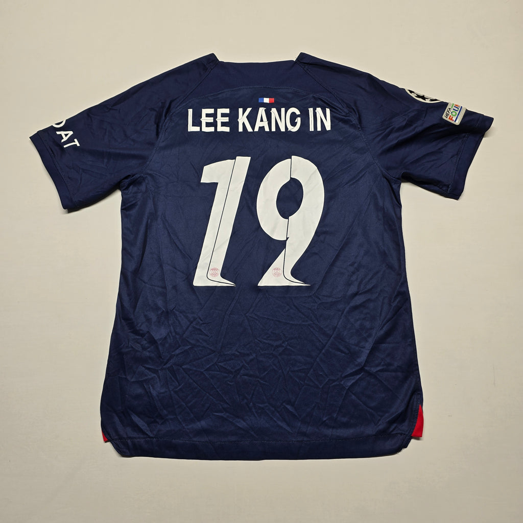 Paris Saint-Germain 2023/24 Home Shirt - Large