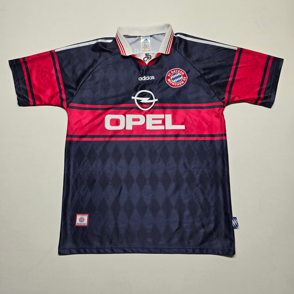 FC Bayern Munich 1997-1999 Home Shirt - Large
