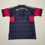 FC Bayern Munich 1997-1999 Home Shirt - Large