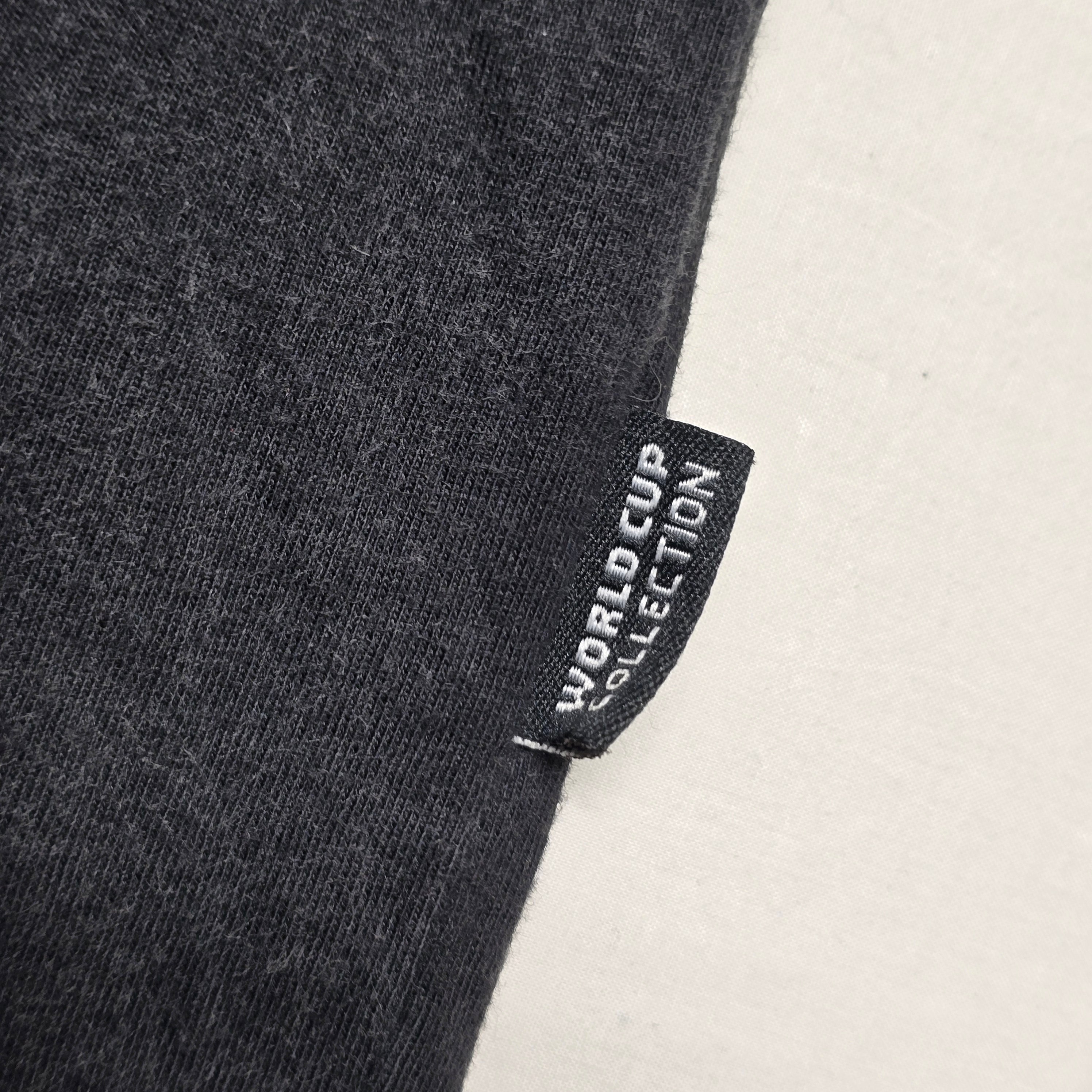 2011 RWC NZ Supporters T-shirt - Medium