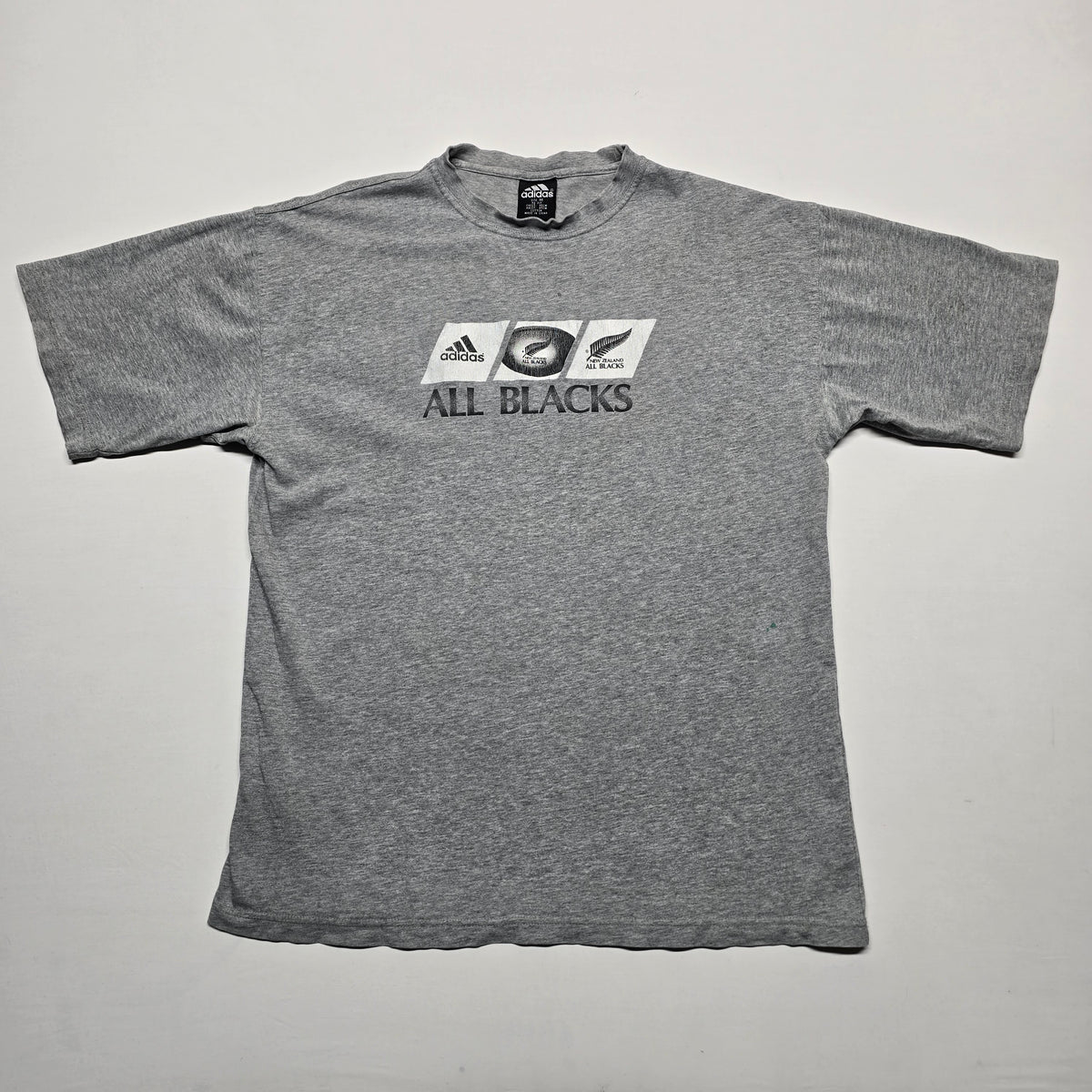 All Blacks 2002 T-shirt - Medium