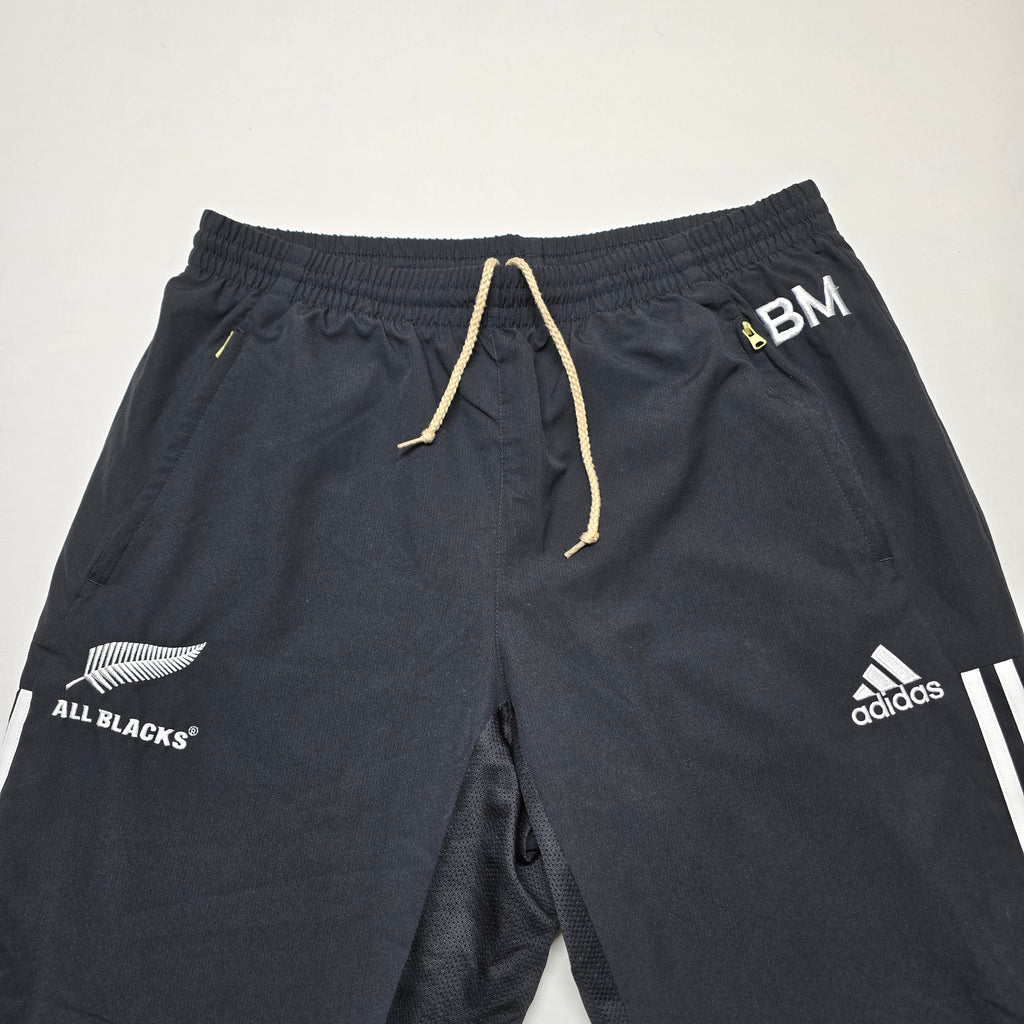 All Blacks 2011 Track-pants (Team Issued "BM") - "D9"(46/48")